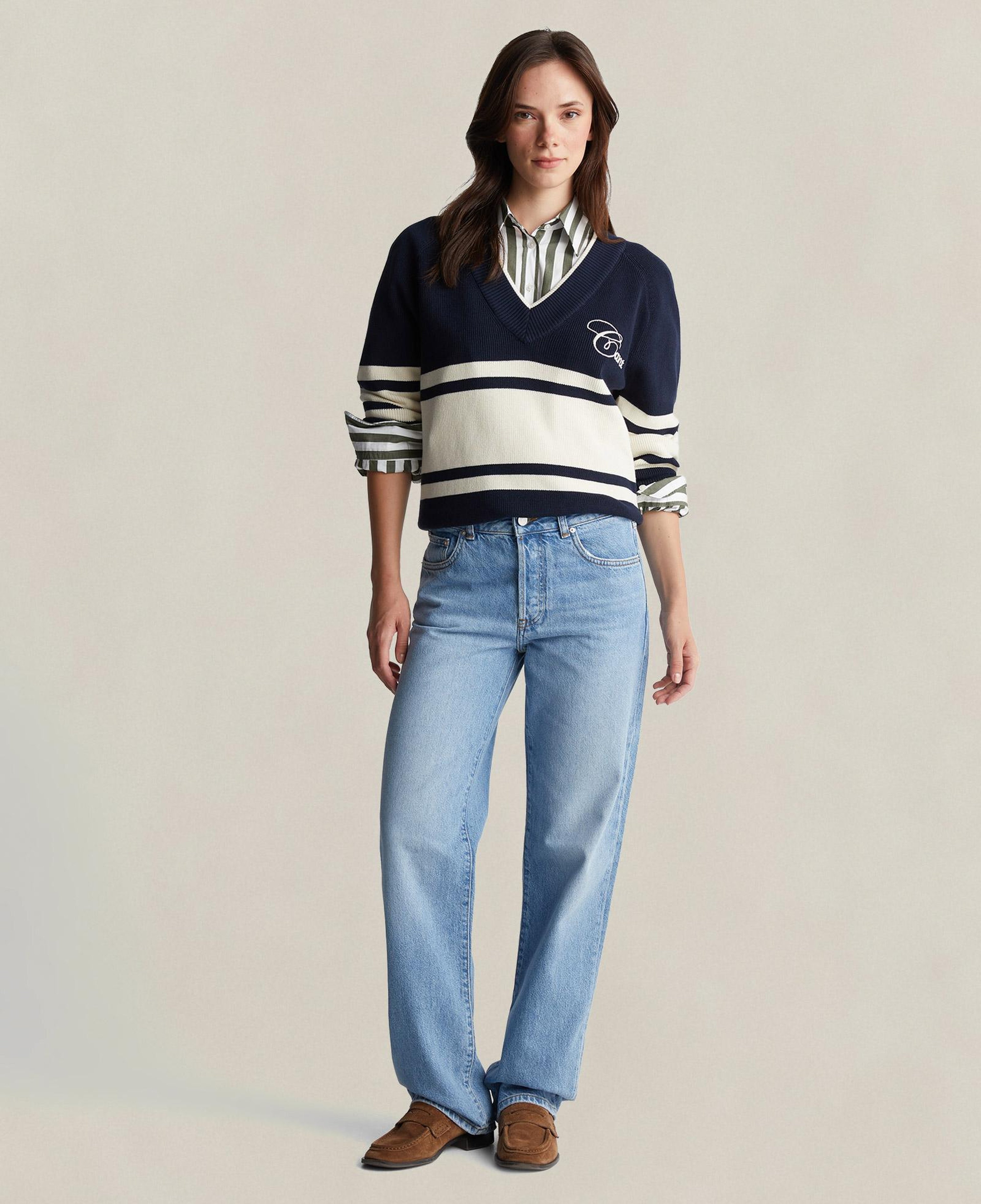 GANT Kadın Relaxed Fit V Yaka Kolej Kazak