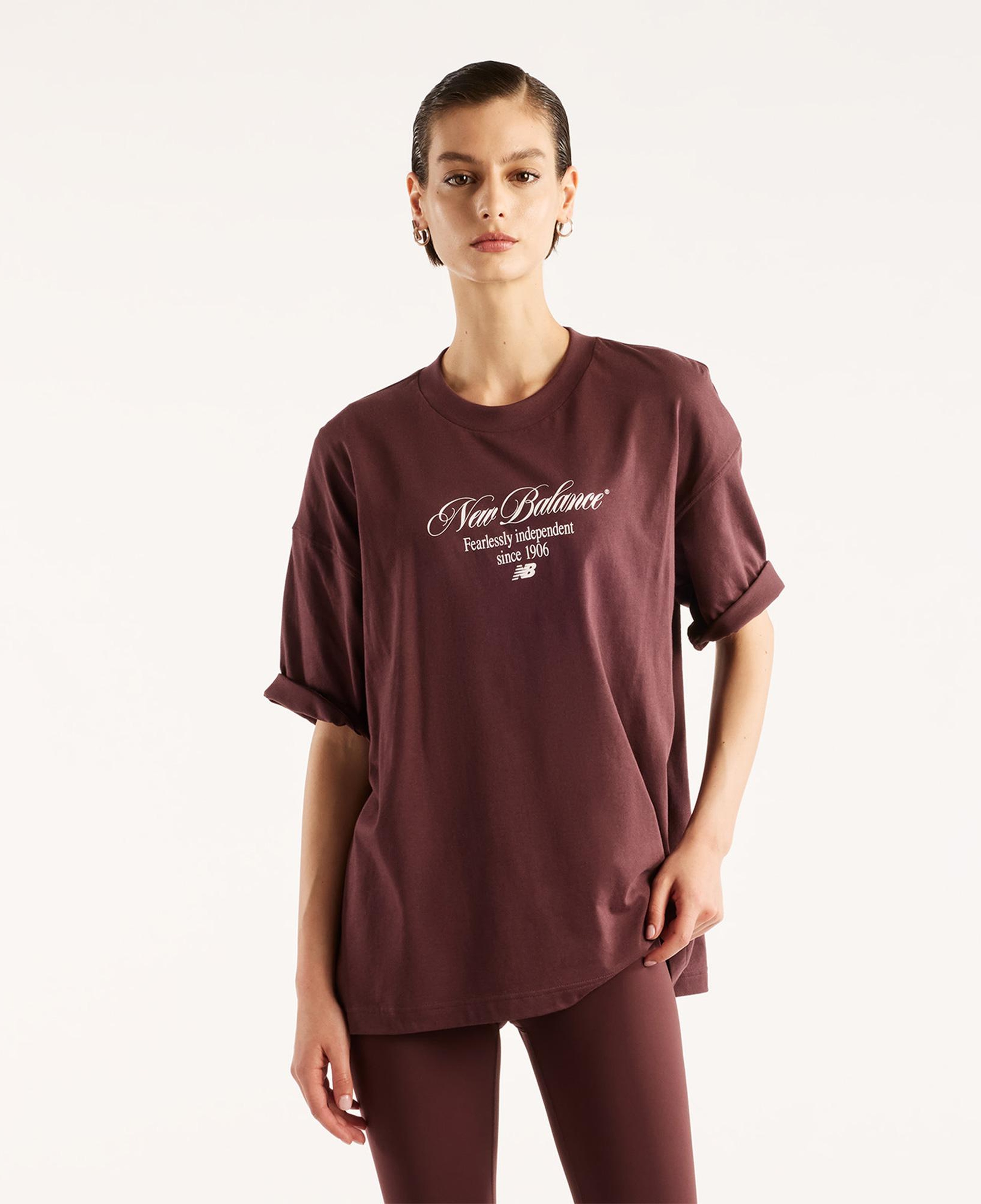 New Balance Pressed Flowers Memories Oversized Kadın Kahverengi T-Shirt
