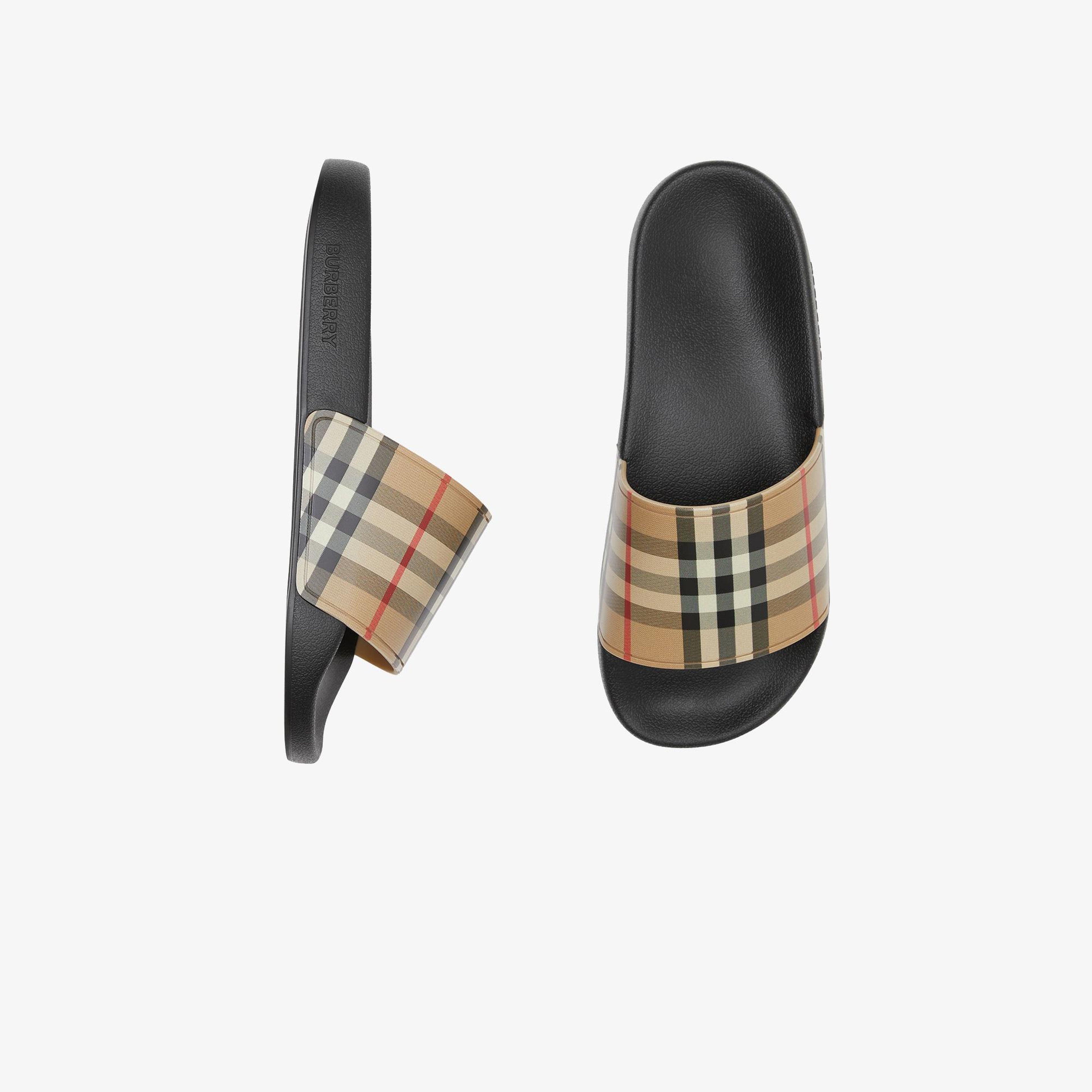 Burberry Furley Vintage Slides Kadın Bej Terlik