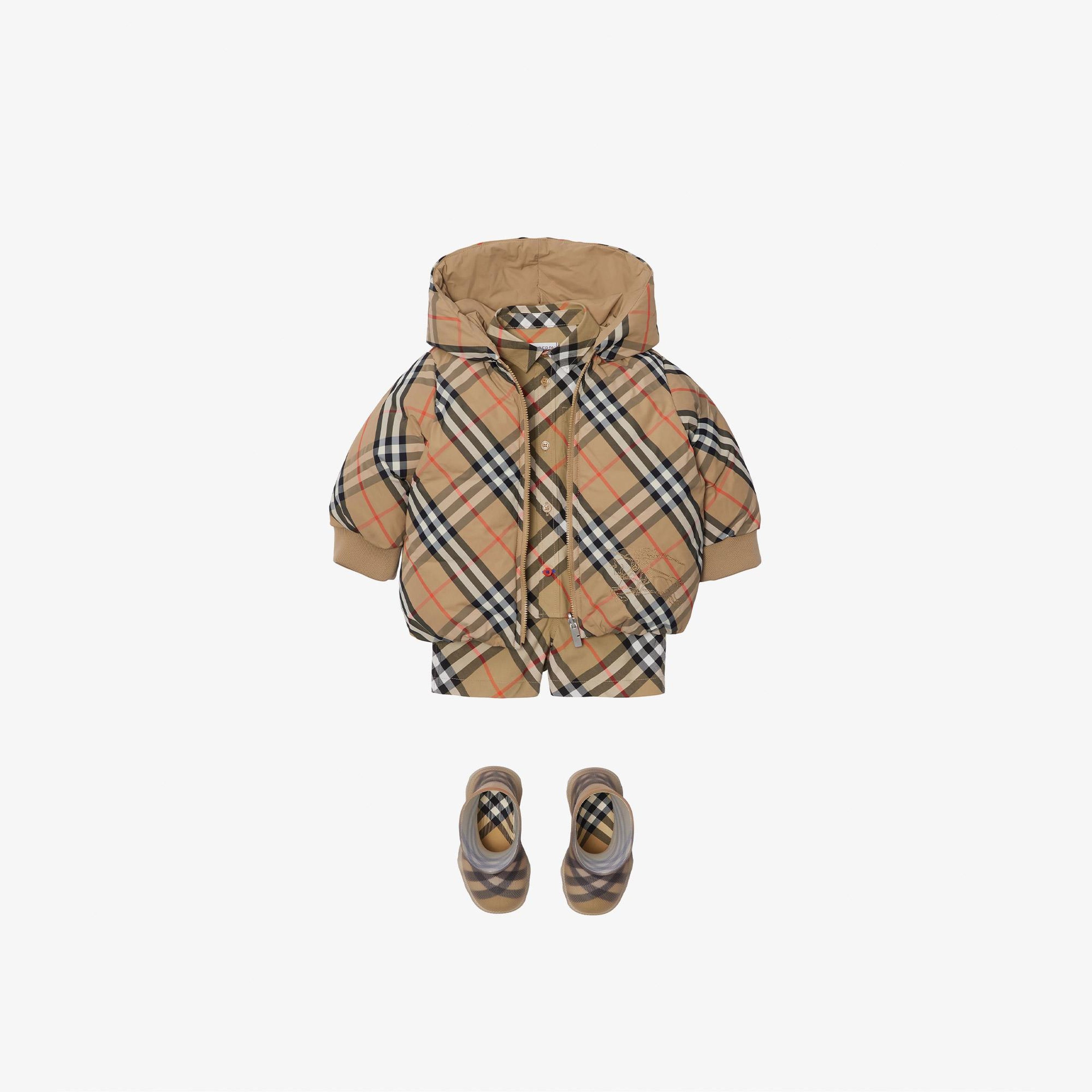 Burberry Reversible Check Nylon Puffer Çocuk Bej Mont