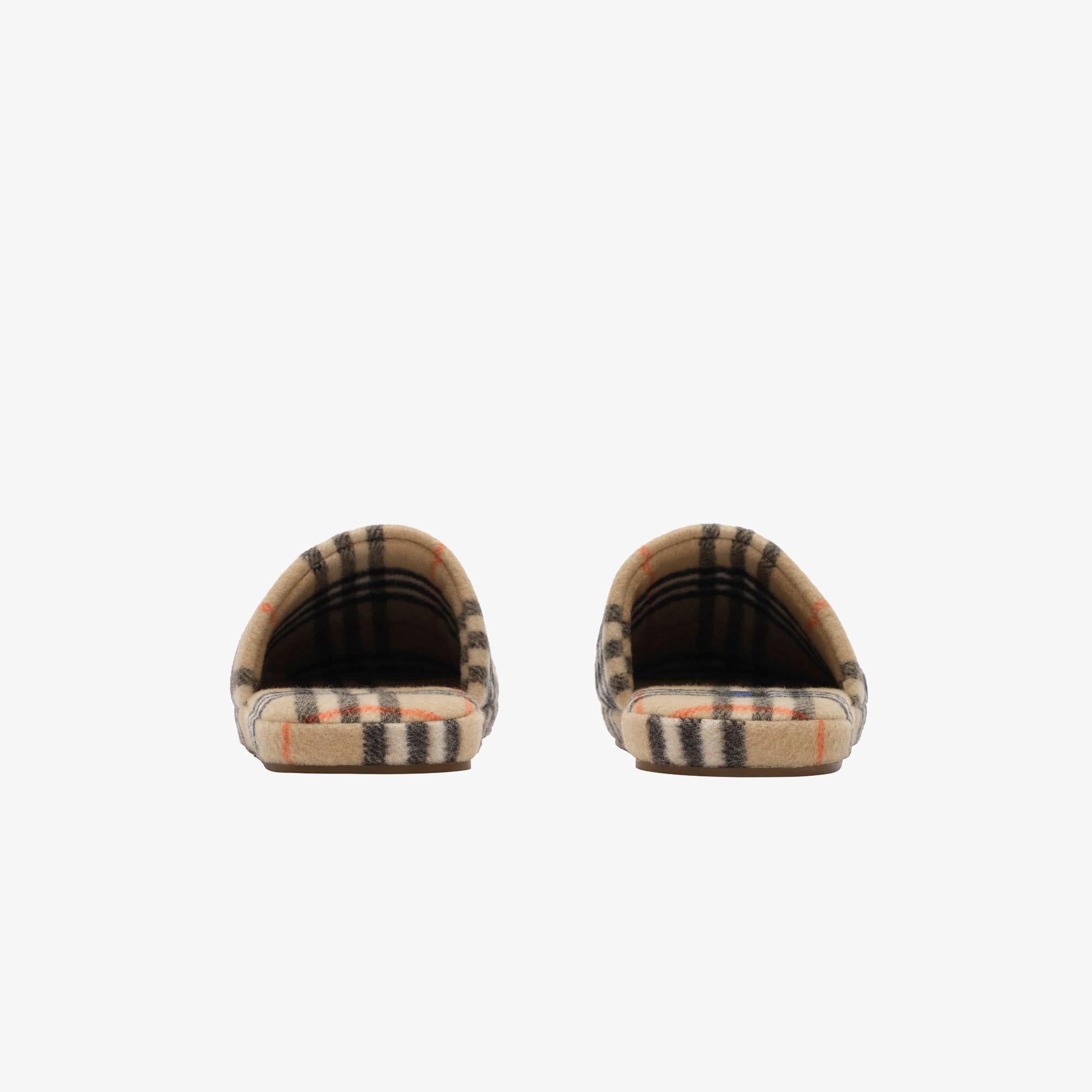 Burberry Quılt Check Erkek Bej Terlik