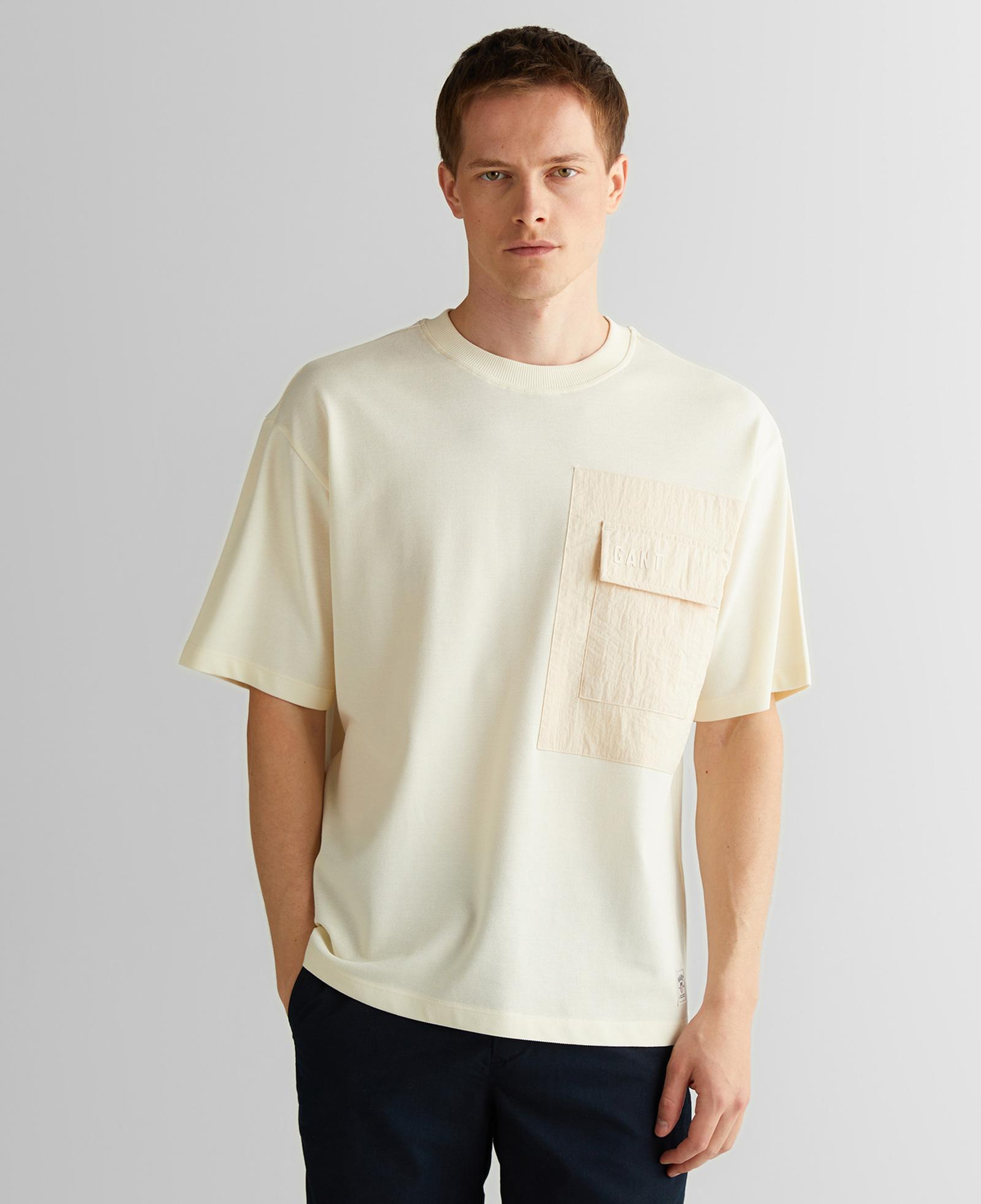 GANT Erkek Krem Relaxed Fit Bisiklet Yaka Logolu T-Shirt