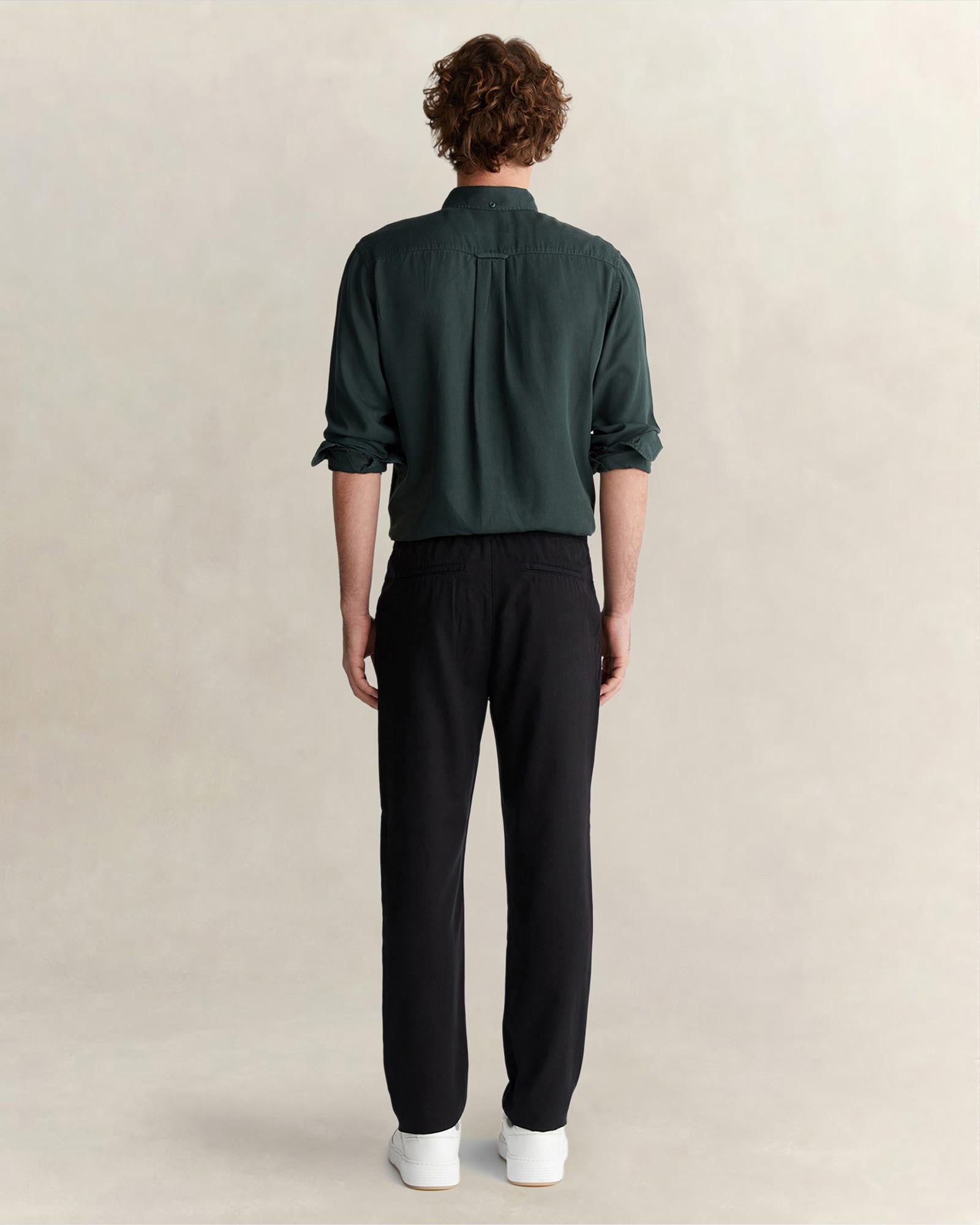 GANT Erkek Siyah Regular Fit Jogger Pantolon