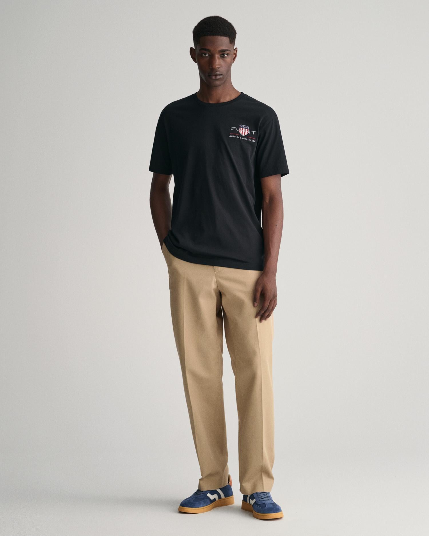 GANT Erkek Siyah Regular Fit Bisiklet Yaka Logolu T-shirt