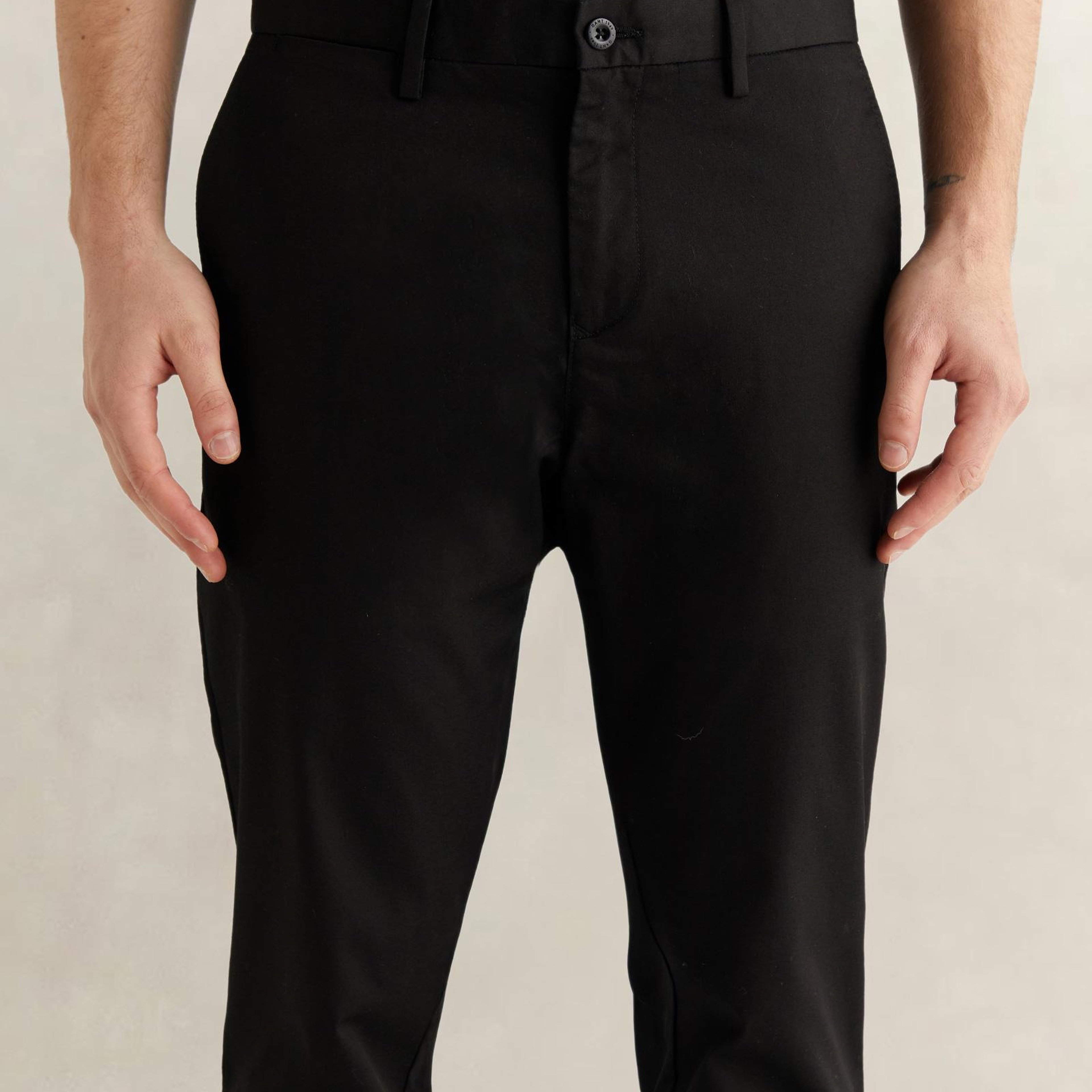 GANT Erkek Siyah Slim Fit Pantolon