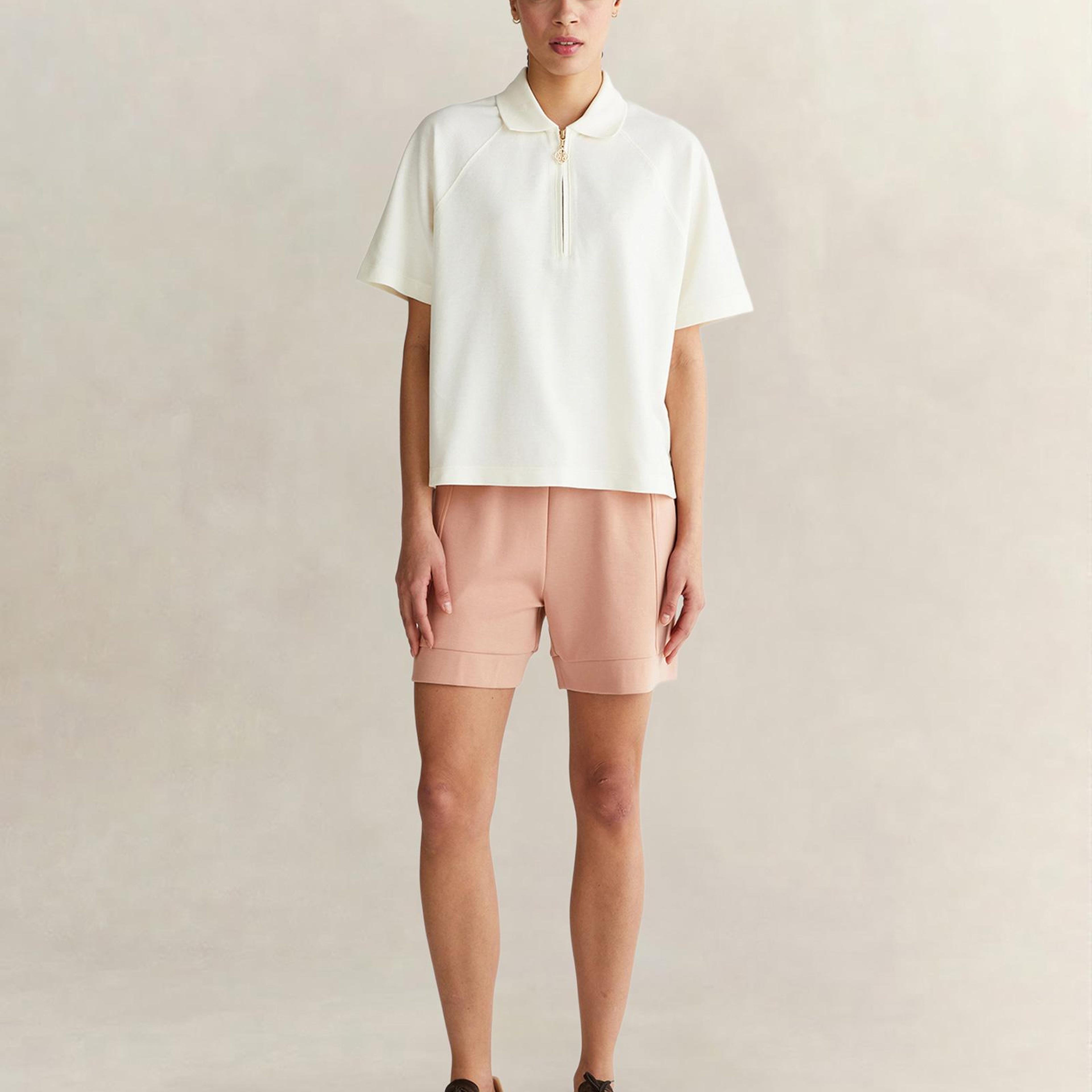 GANT Kadın Krem Regular Fit Yarım Fermuarlı Polo Yaka T-Shirt