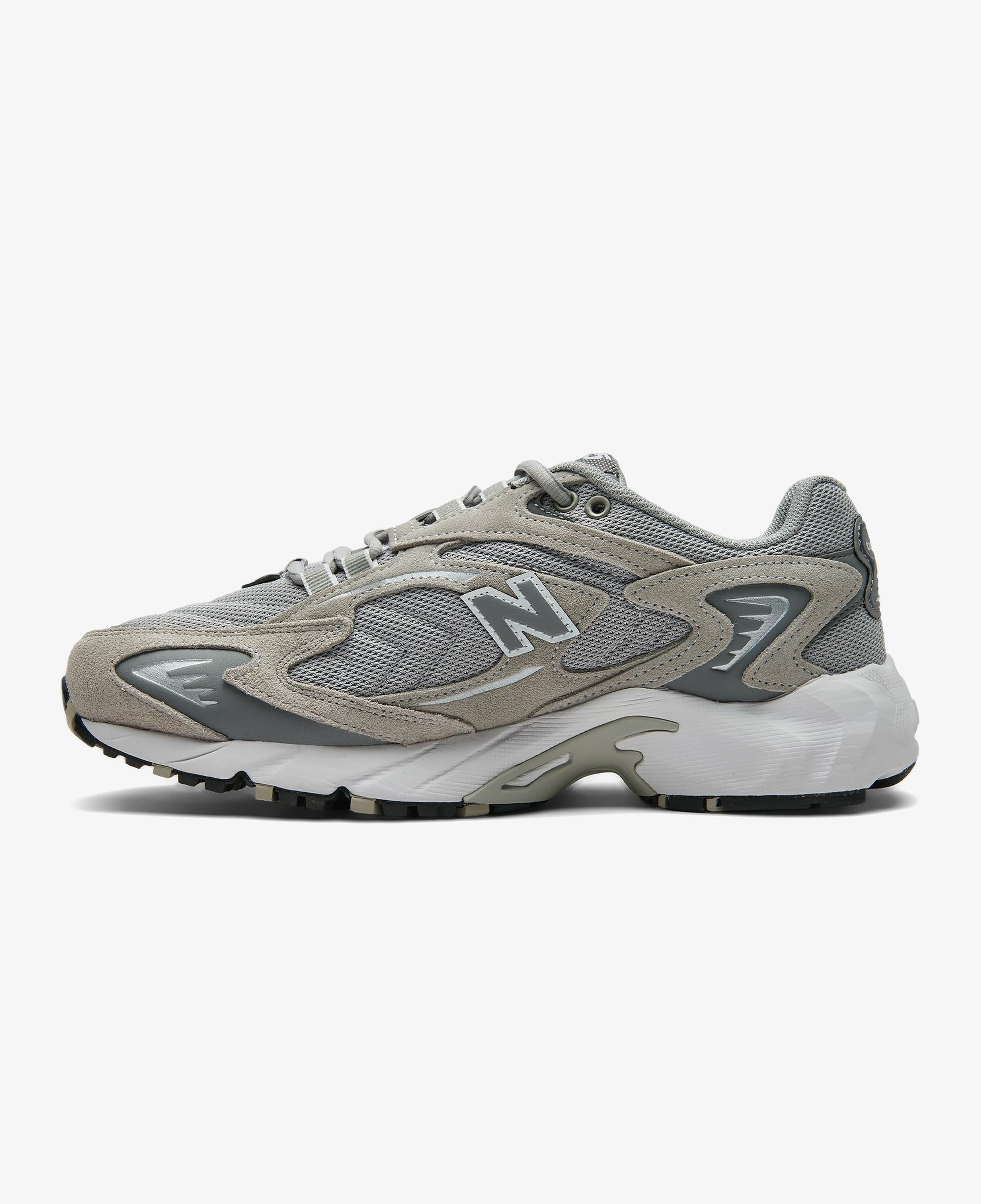 New Balance 725 Kadın Gri Spor Ayakkabı