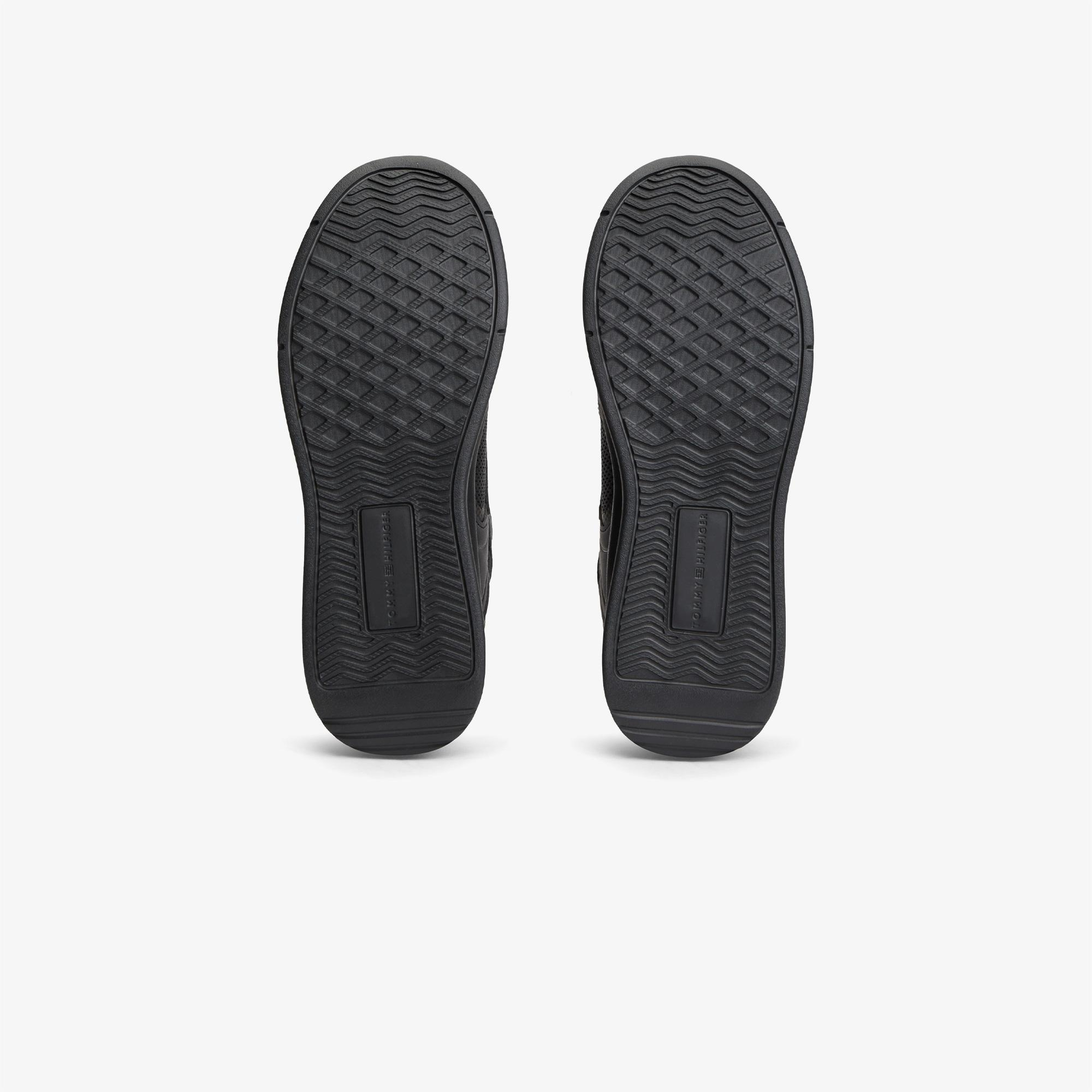 Tommy Hilfiger Lightweight Runner Monocolor Erkek Siyah Spor Ayakkabı