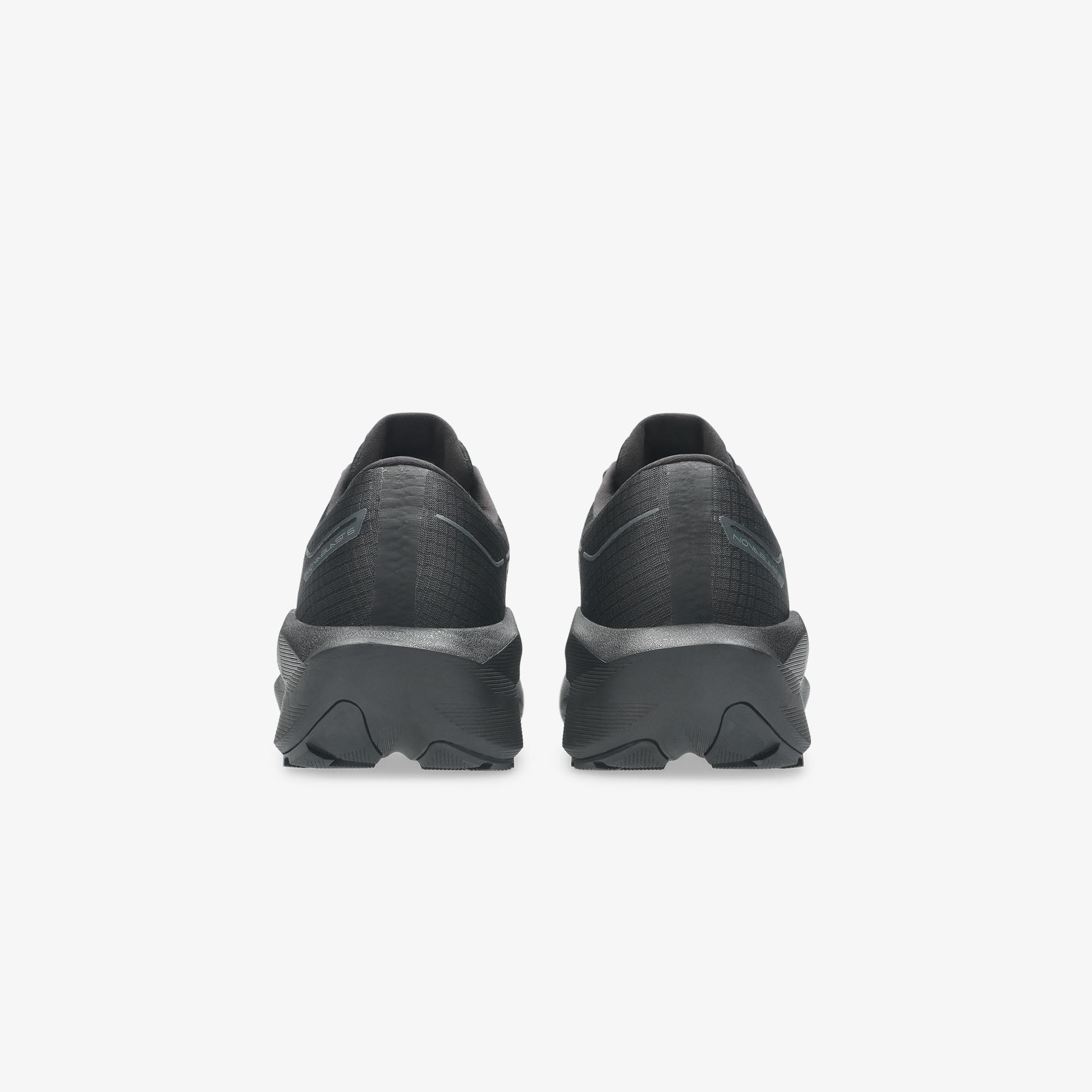 Asics Novablast 6 GTX Erkek Siyah Koşu Ayakkabısı