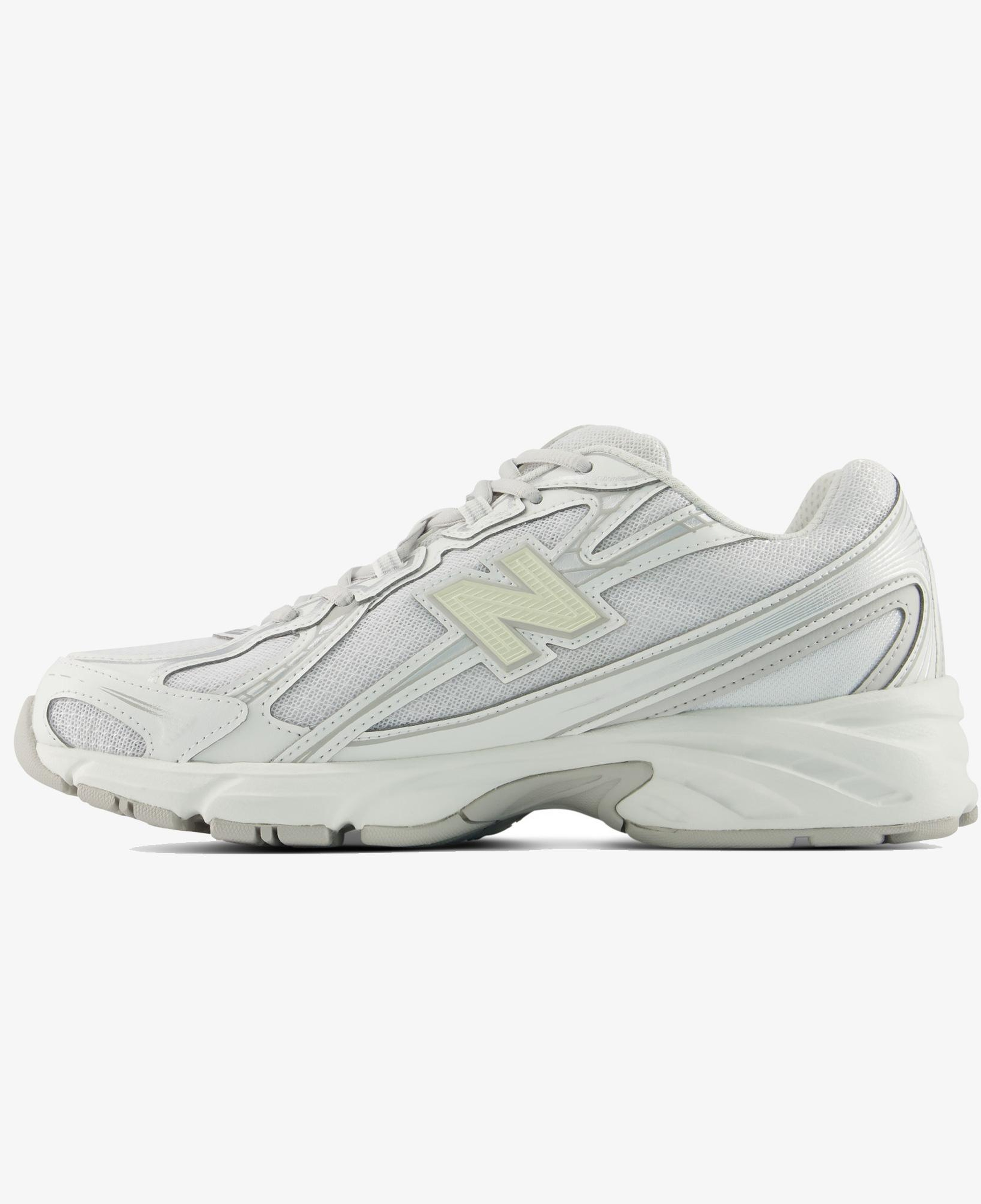 New Balance 740 Unisex Beyaz Spor Ayakkabı