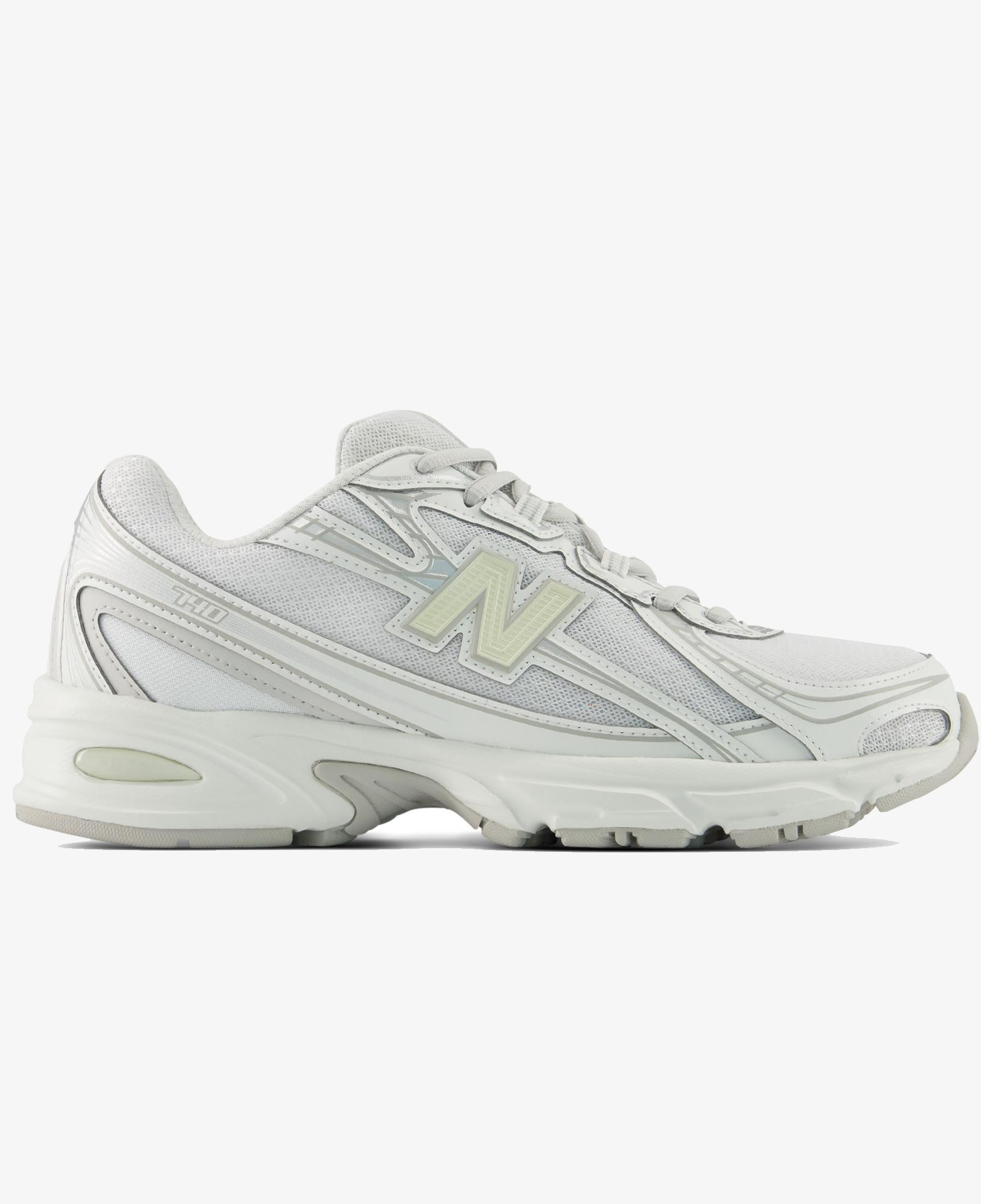 New Balance 740 Unisex Beyaz Spor Ayakkabı