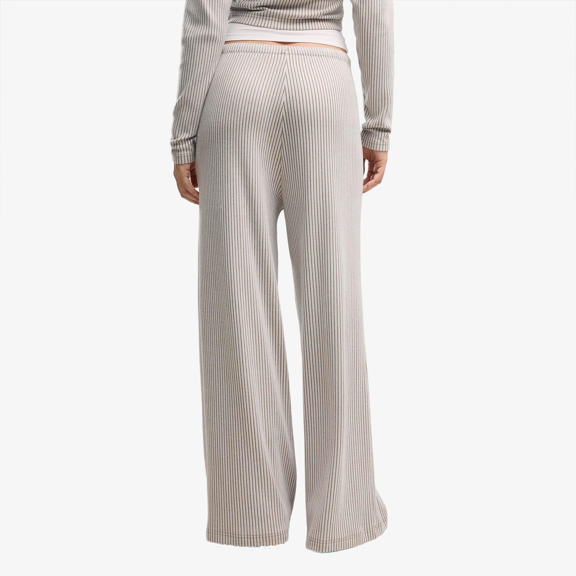 Puma Essential Ribbed Kadın Gri Eşofman Altı