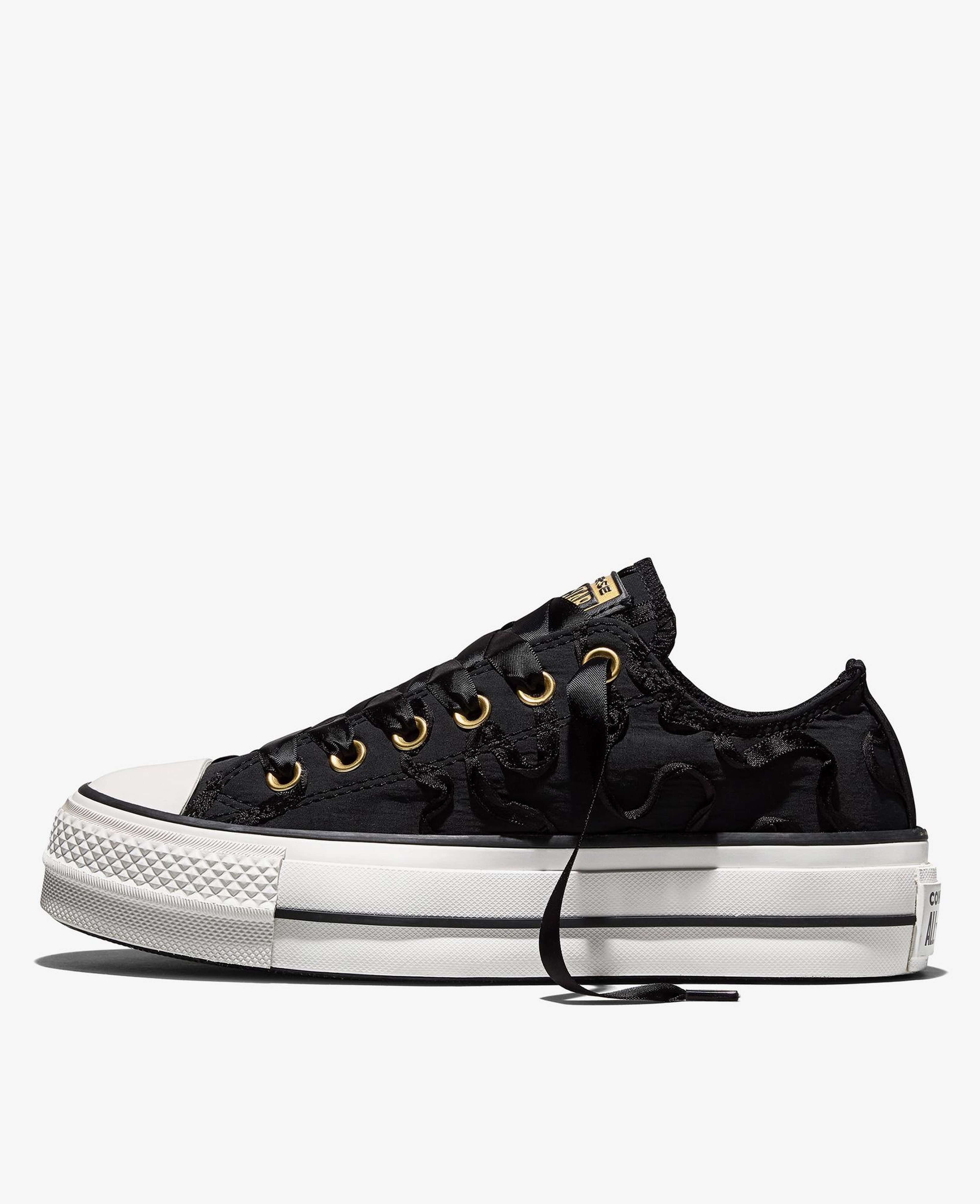 Converse Chuck Taylor All Star Lift Kadın Kurdeleli Siyah Sneaker