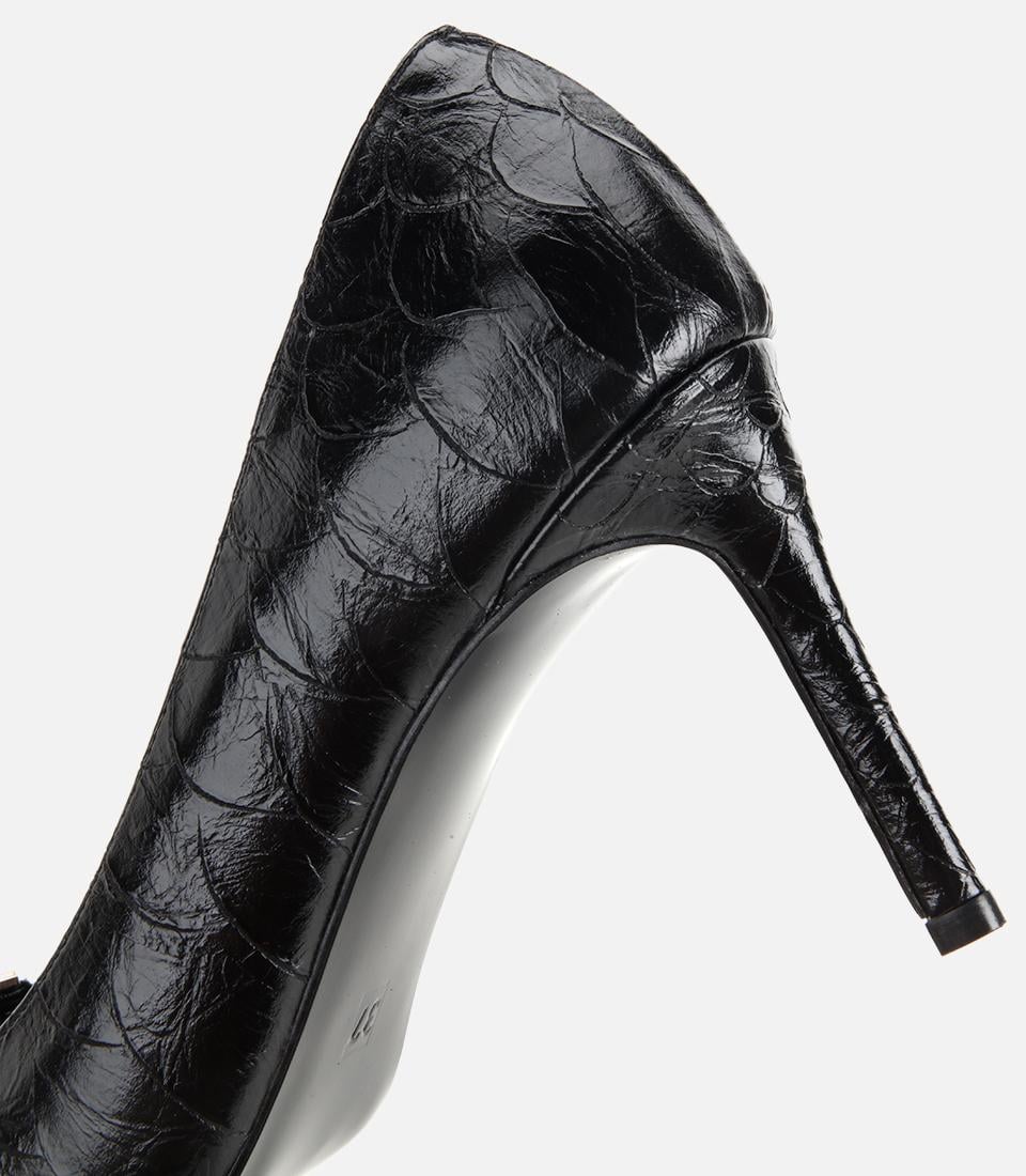 Kadın Siyah Zincir Detaylı İnce Topuklu Stiletto