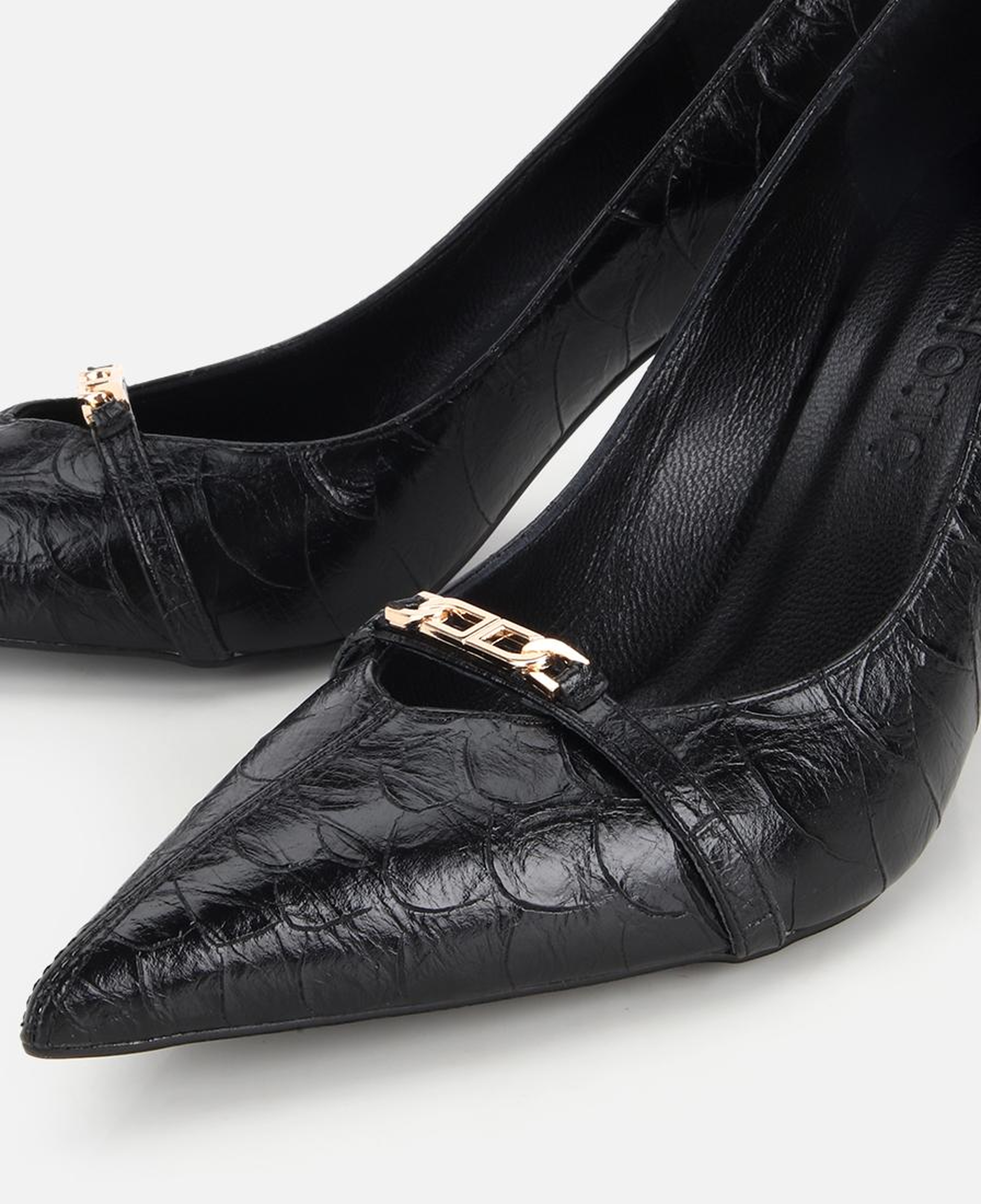 Kadın Siyah Zincir Detaylı İnce Topuklu Stiletto