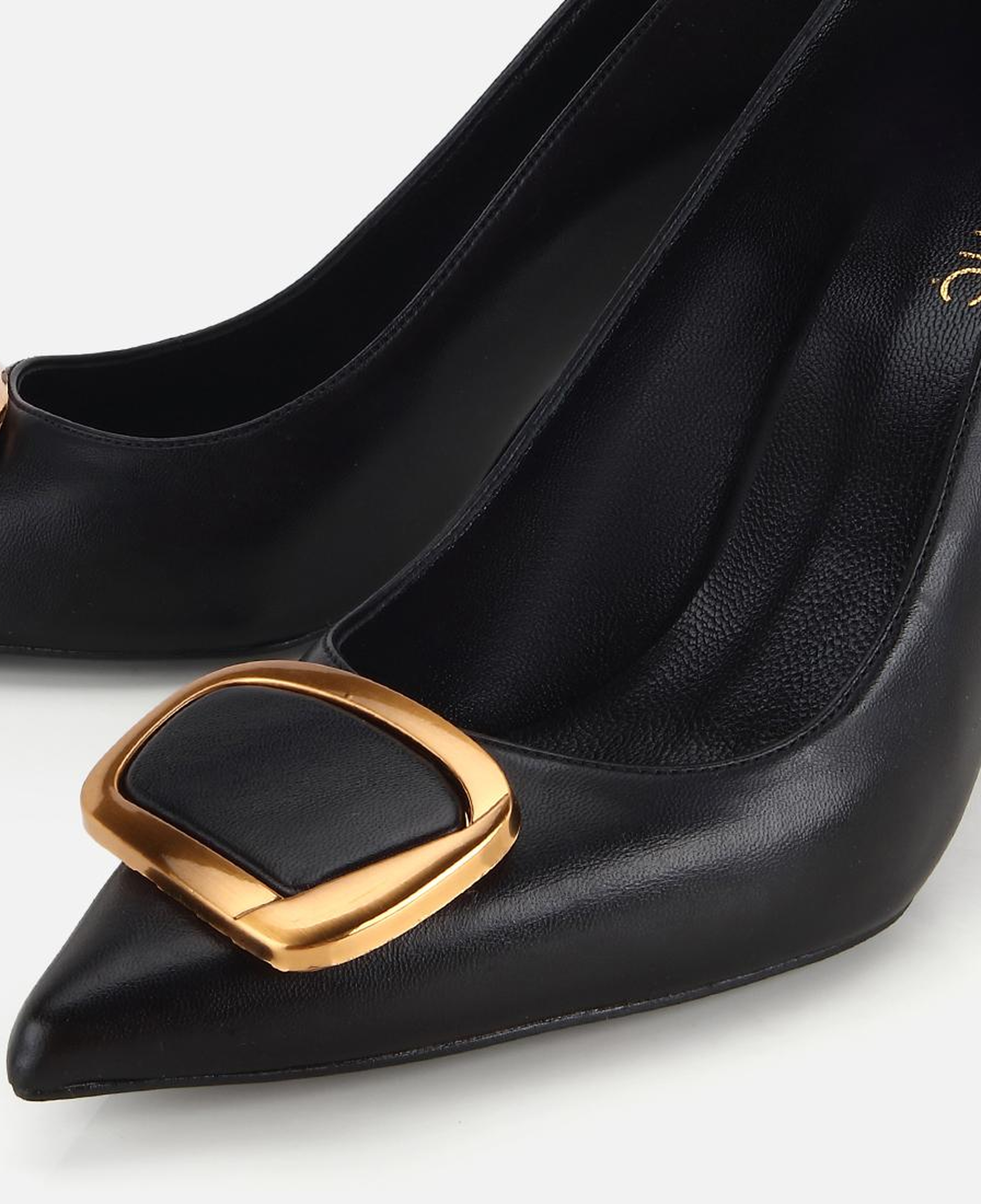 Kadın Siyah Gold Toka Detaylı  İnce Topuklu Stiletto