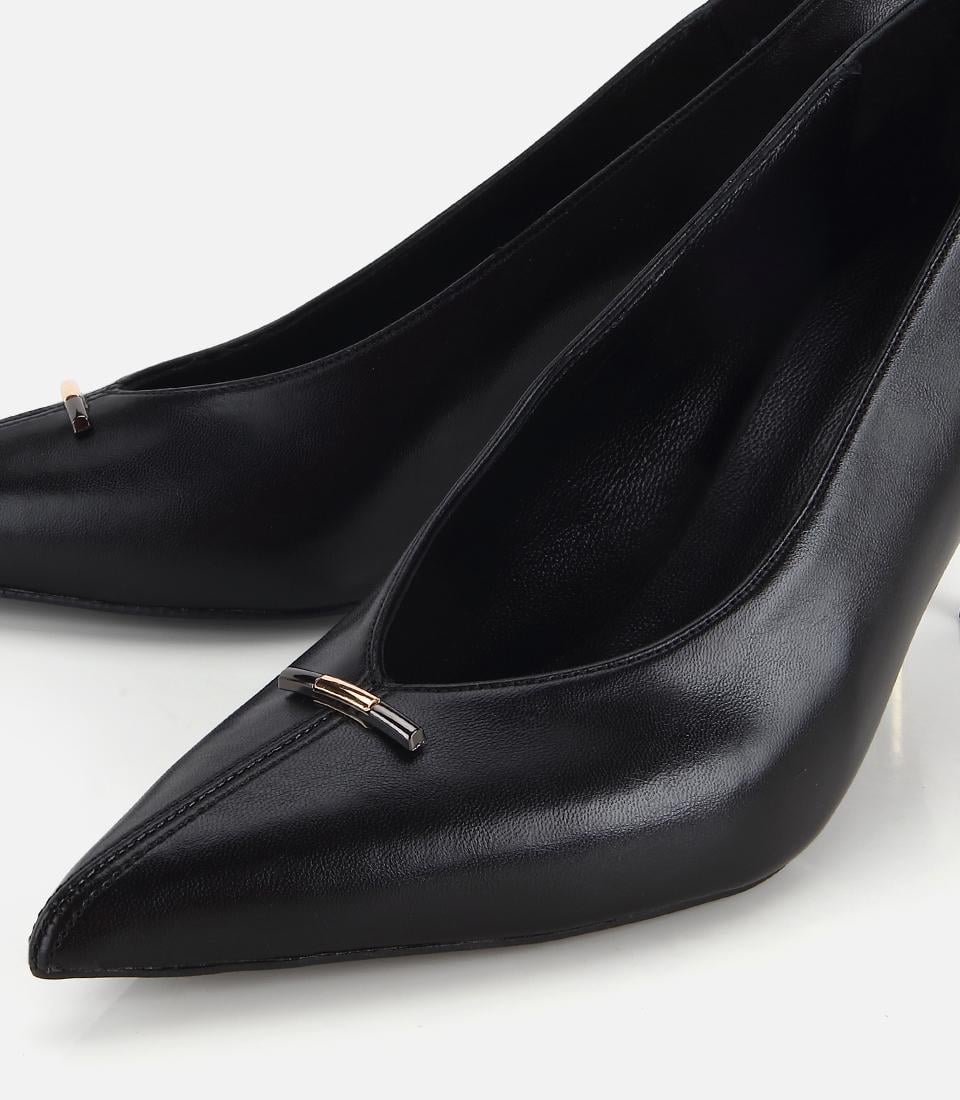 Kadın Siyah Gold Topuk Detaylı İnce Topuklu Stiletto