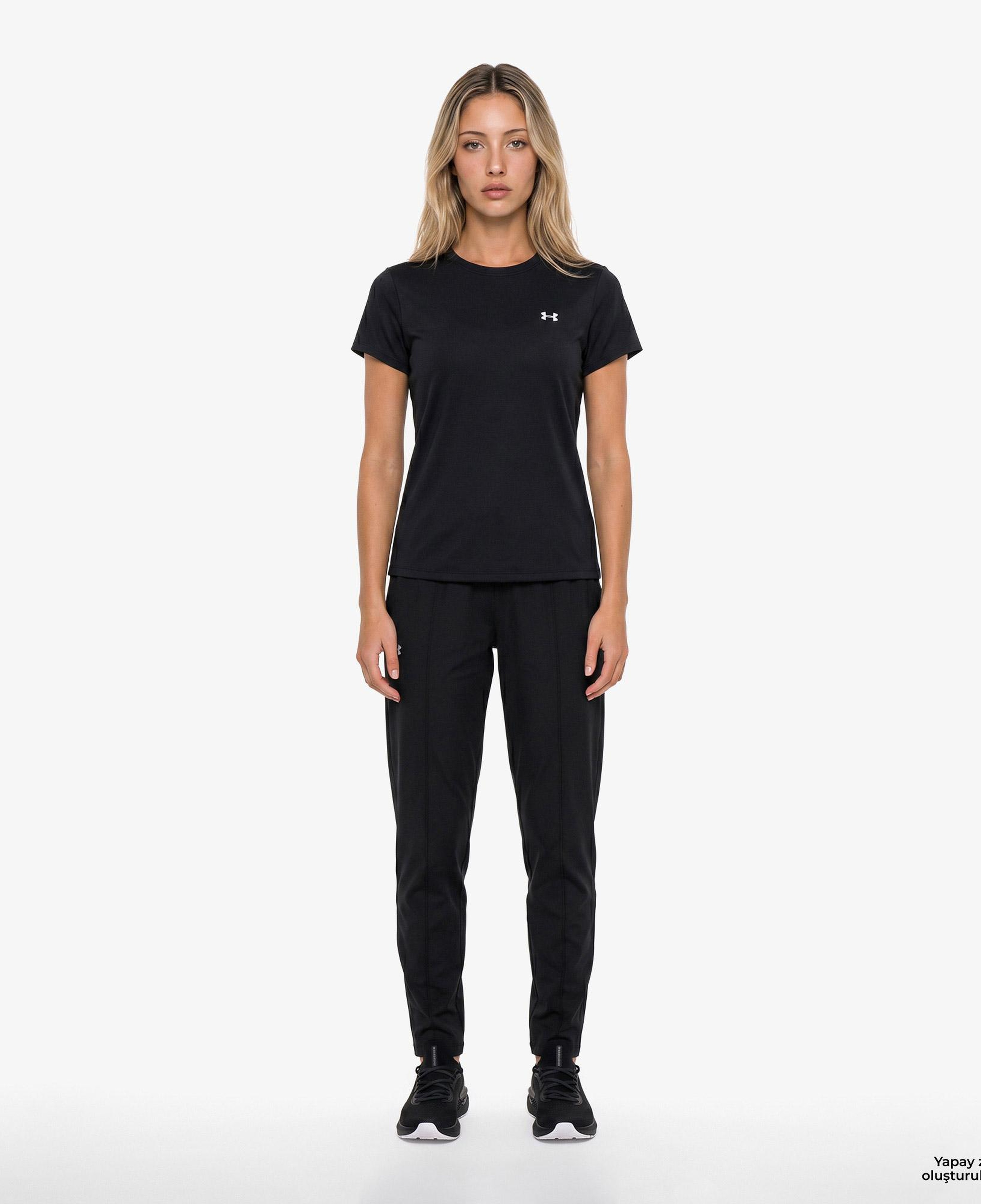 Under Armour Motion Fitted Ss Emea Kadın Siyah Antrenman T-Shirt