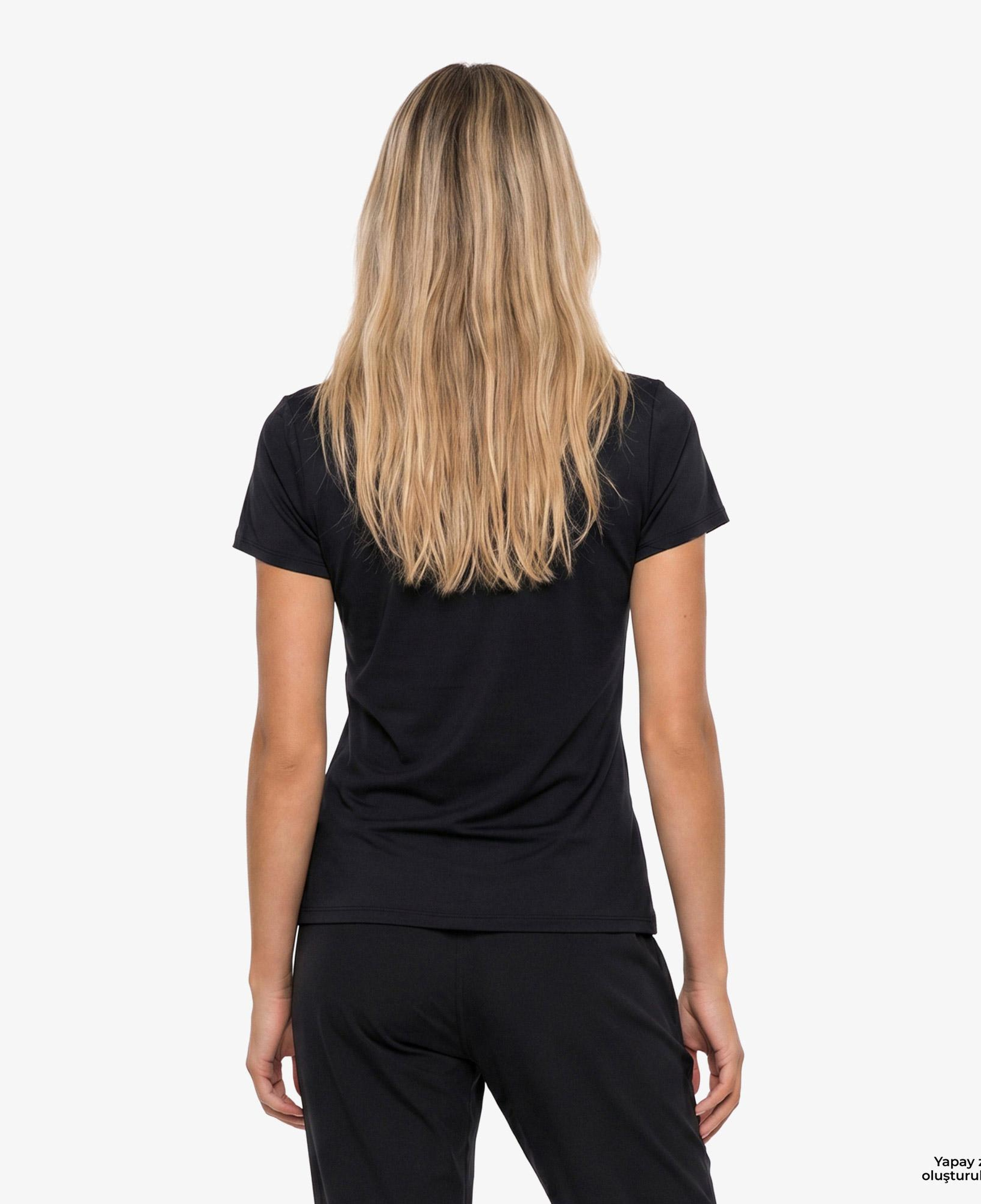 Under Armour Motion Fitted Ss Emea Kadın Siyah Antrenman T-Shirt