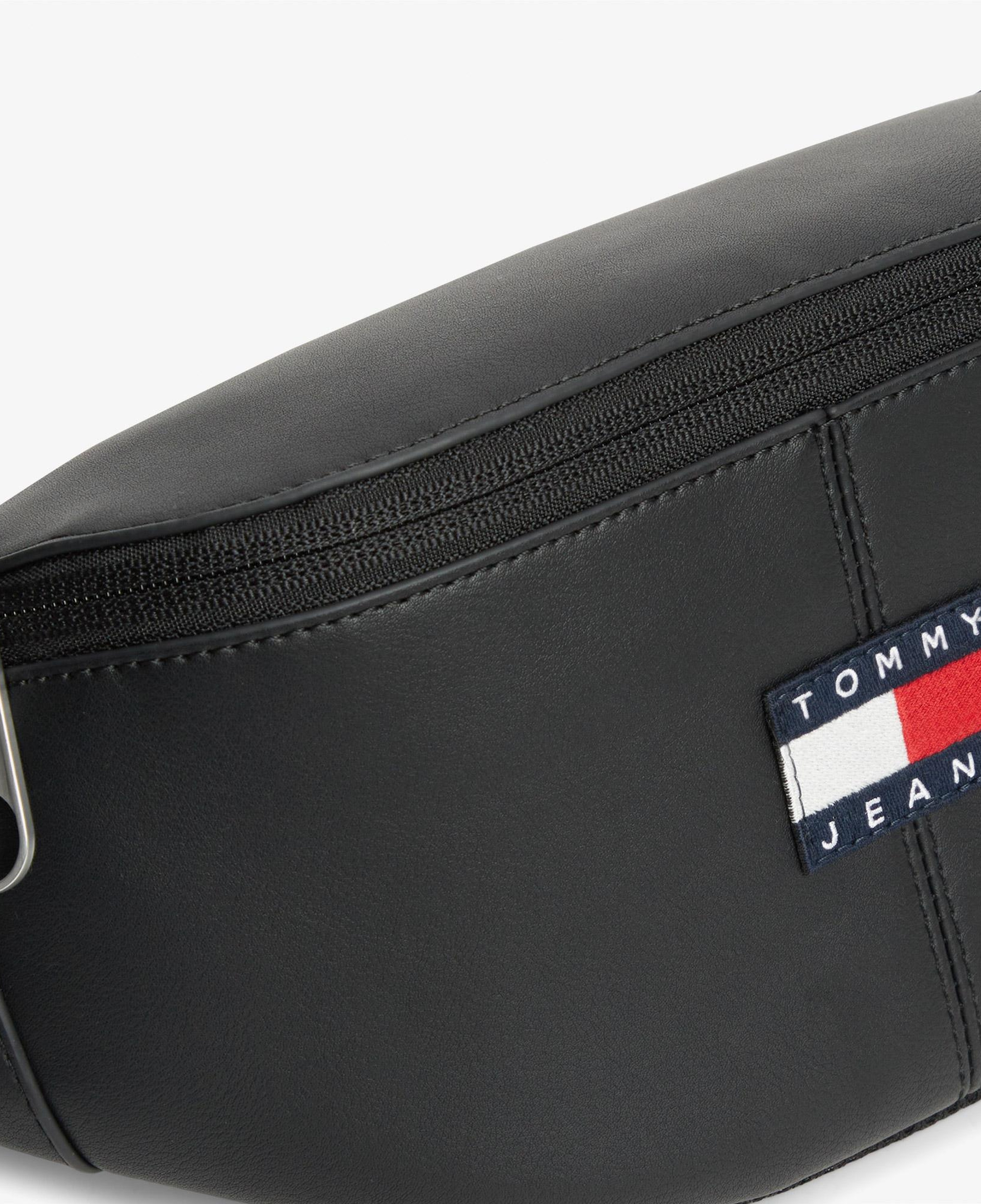 Tommy Hilfiger Essential Daily Erkek Siyah Bel Çantası