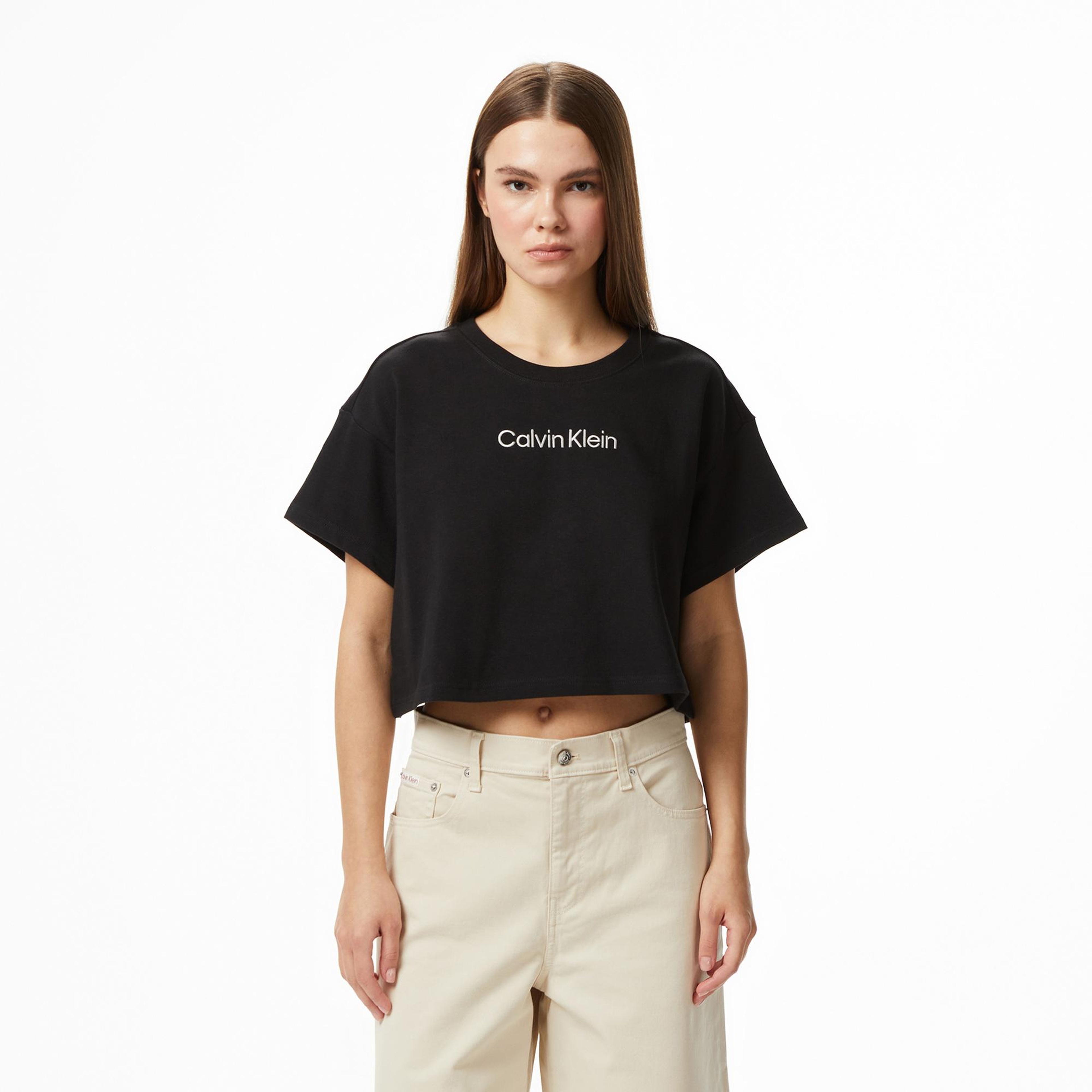 Calvin Klein Cropped  Kadın Siyah T-Shirt