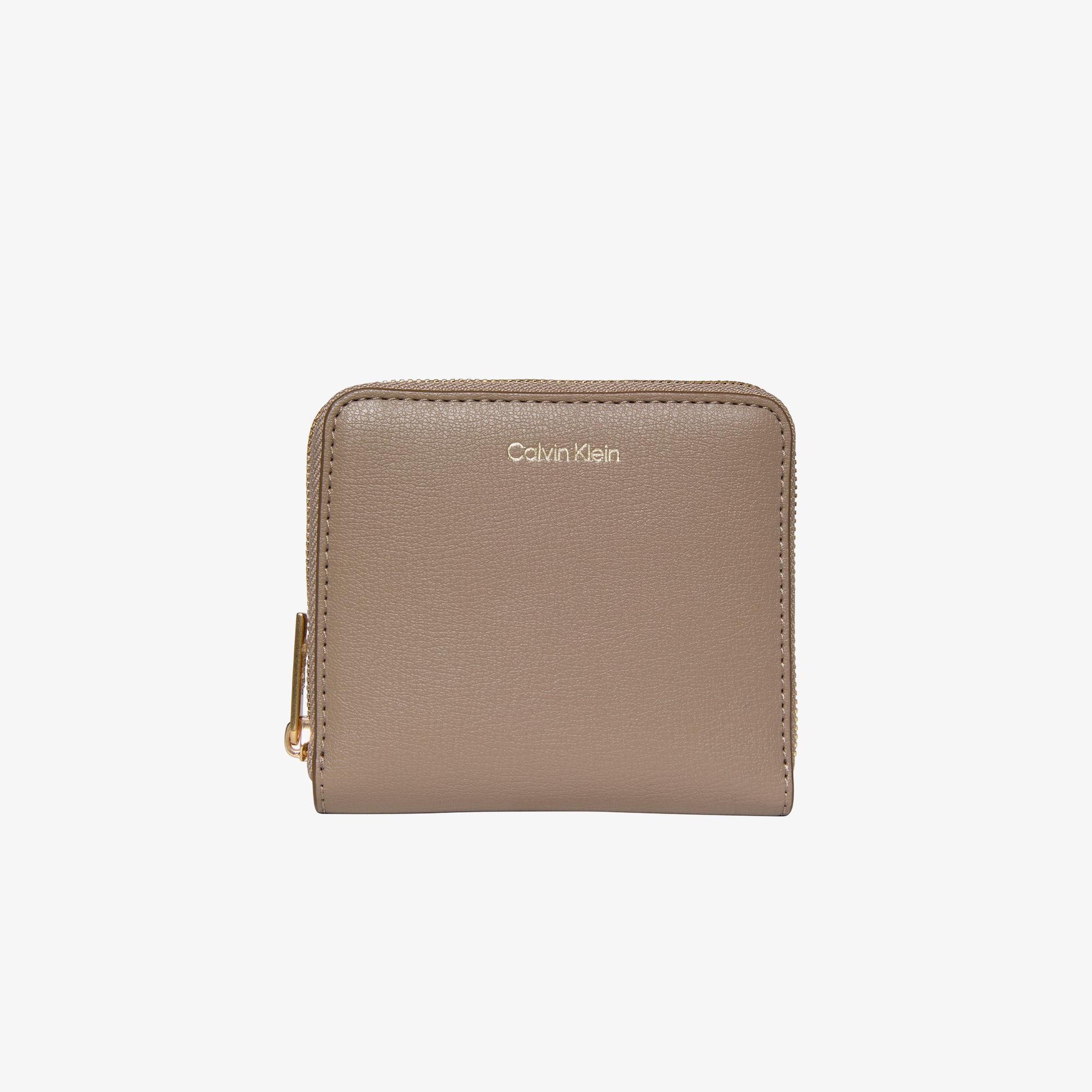 Calvin Klein Foil Logo Kadın Kahverengi Cüzdan
