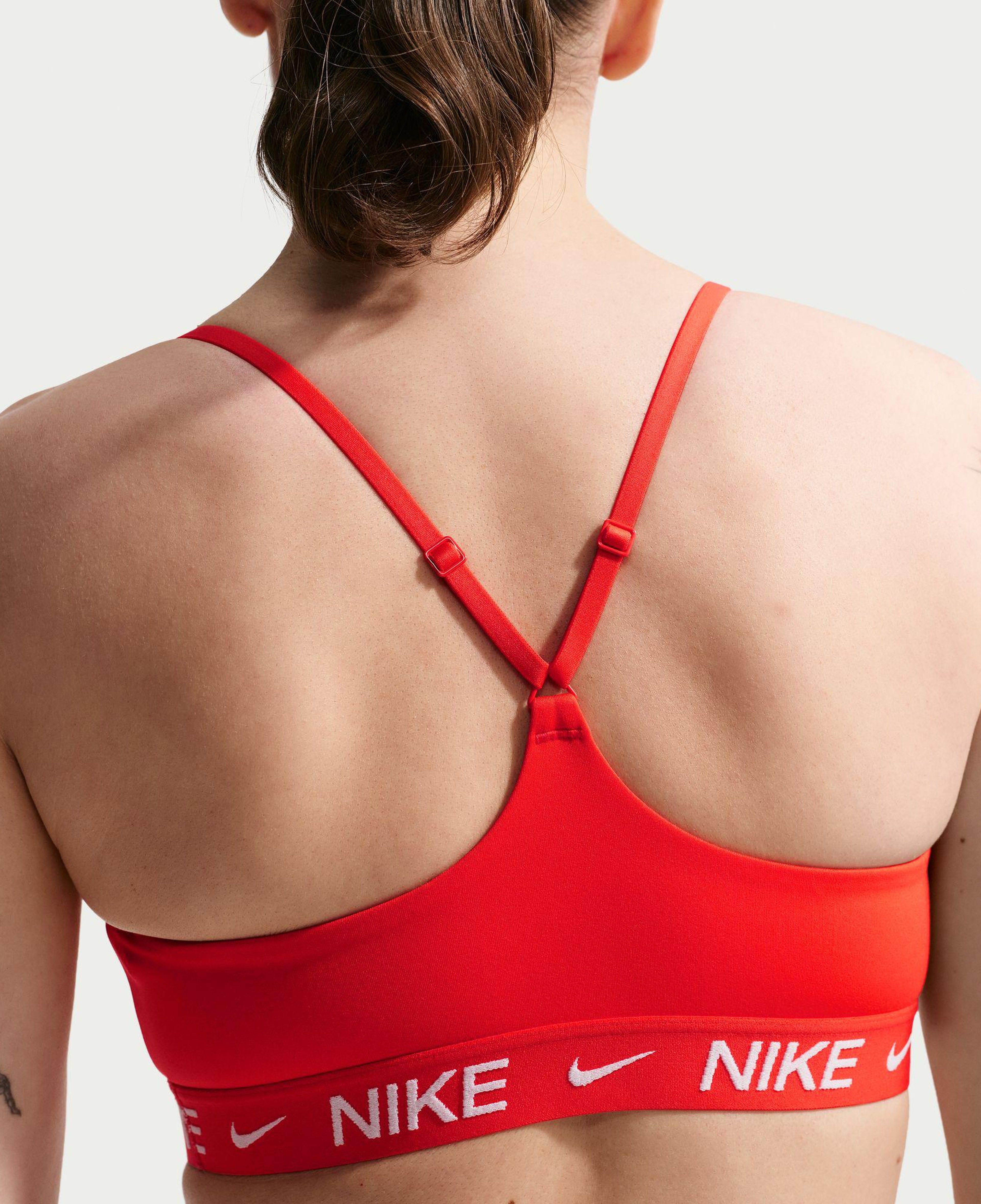 Nike Dri-Fit Indy Hafif Destekli Kadın Kırmızı Bra
