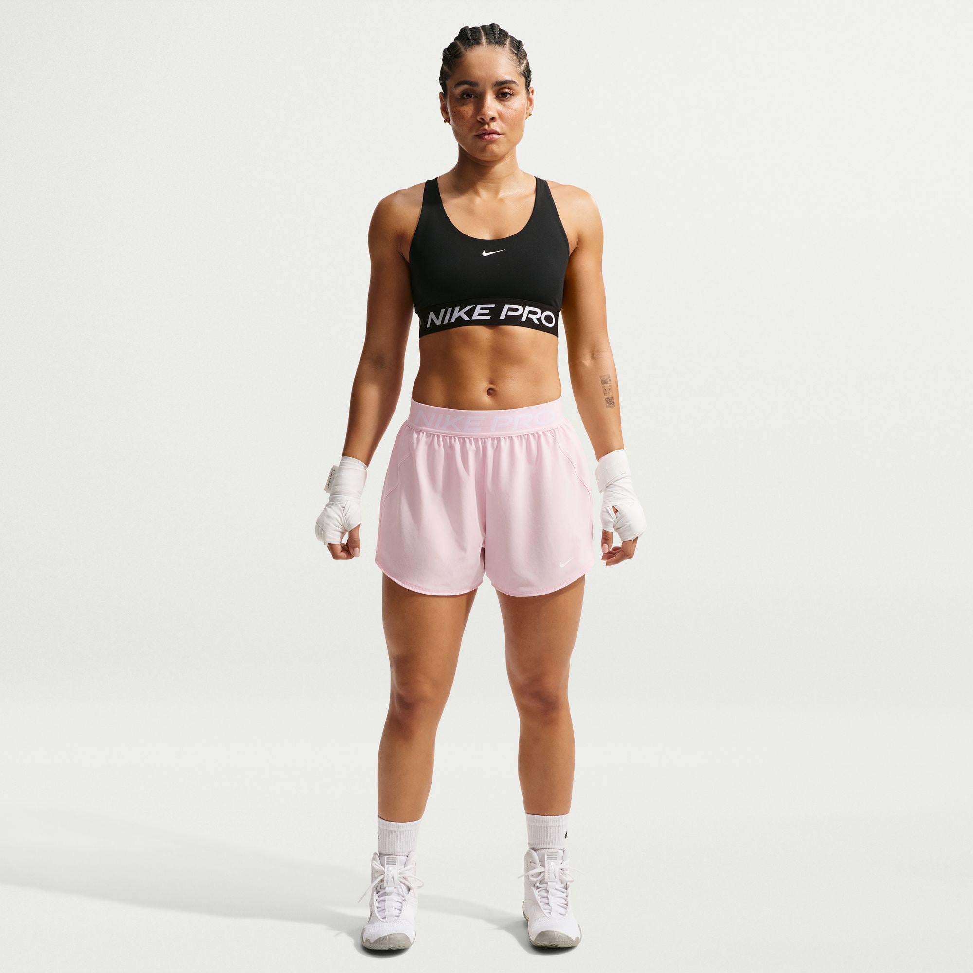 Nike Pro Dri-Fit 365 8 cm Woven Kadın Pembe Şort