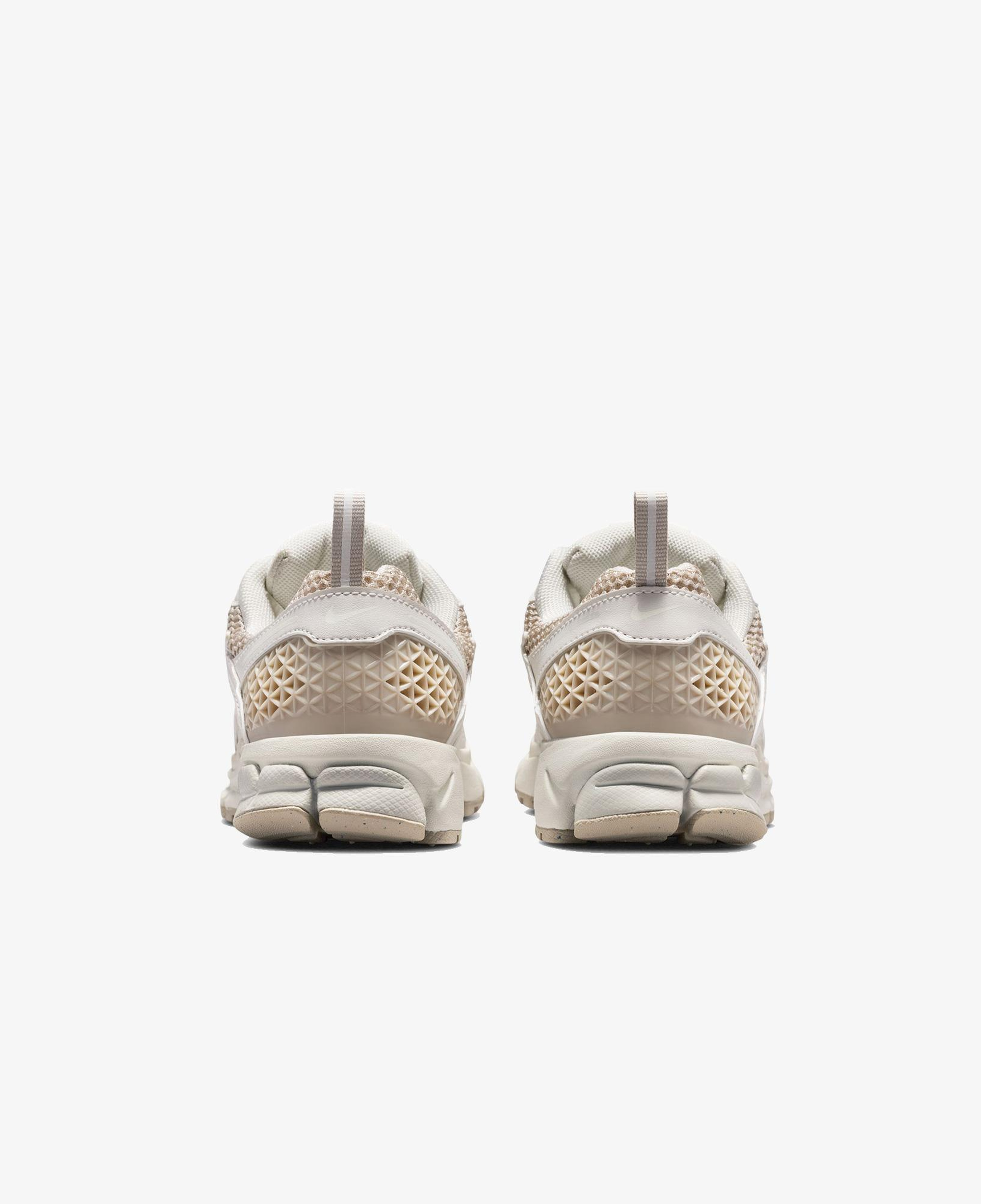 Nike Vomero 5 Bej Spor Ayakkabı