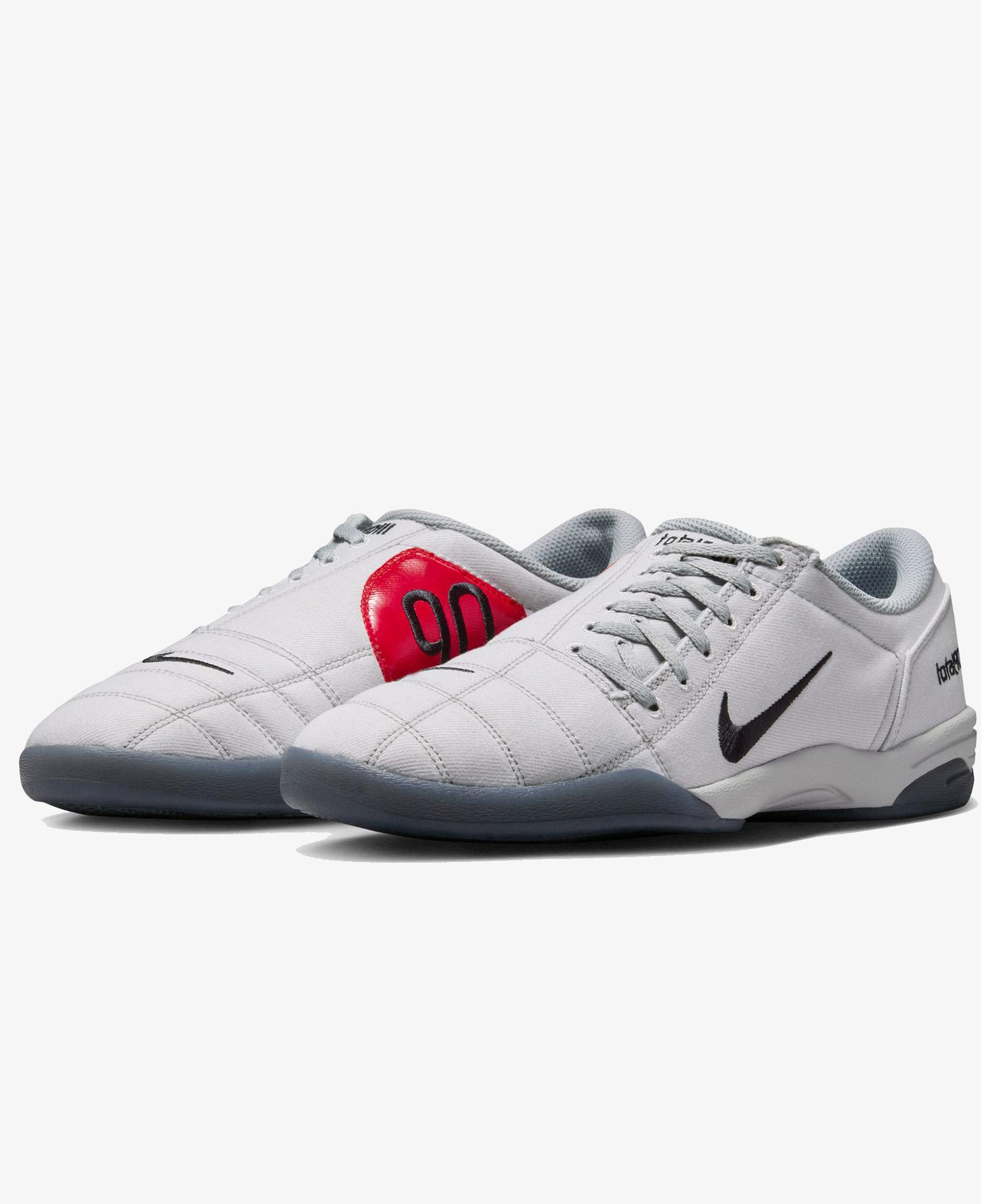 Nike Total 90 Premium Erkek Gri Spor Ayakkabı