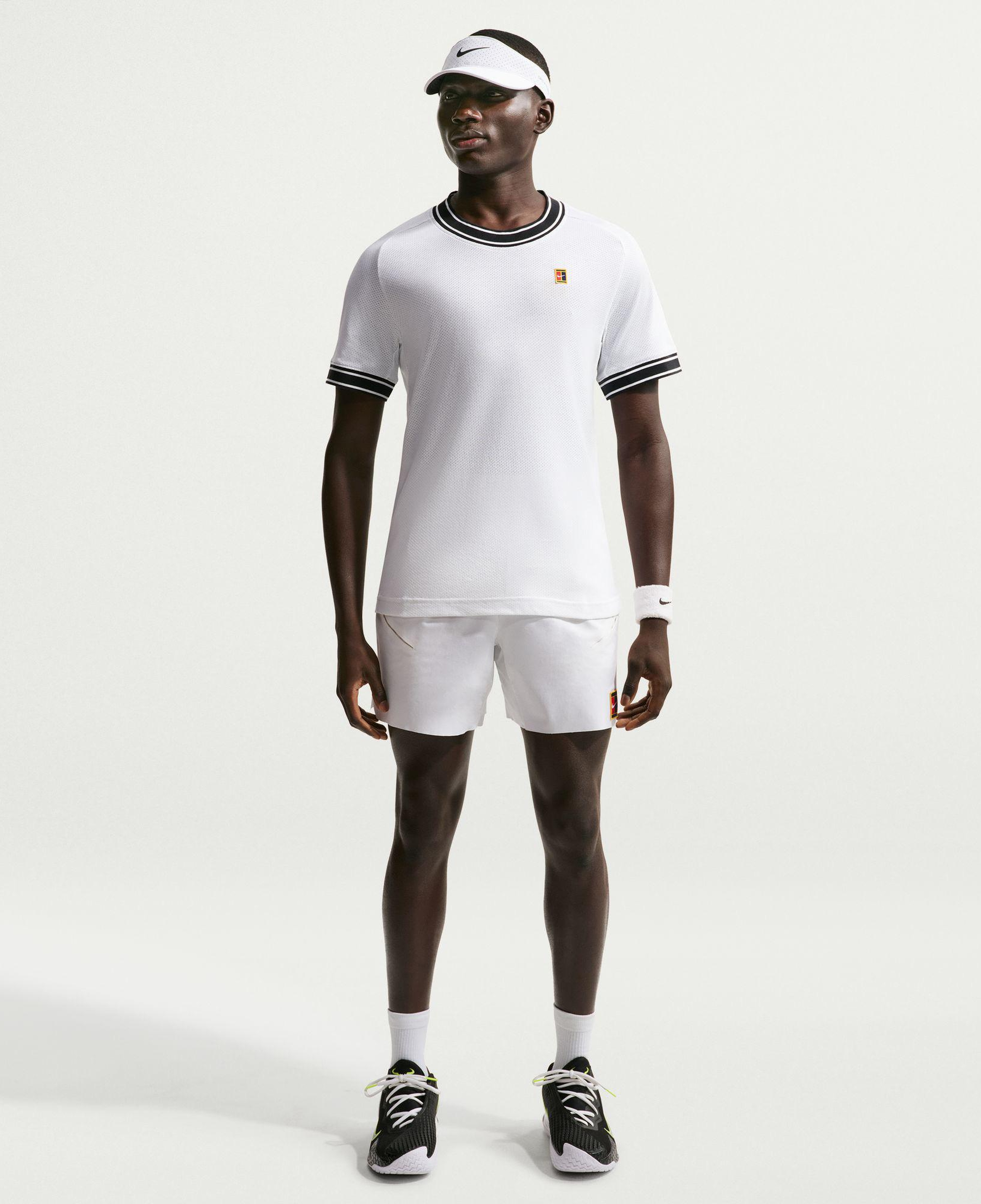 Nike Court Heritage Erkek Beyaz T-Shirt
