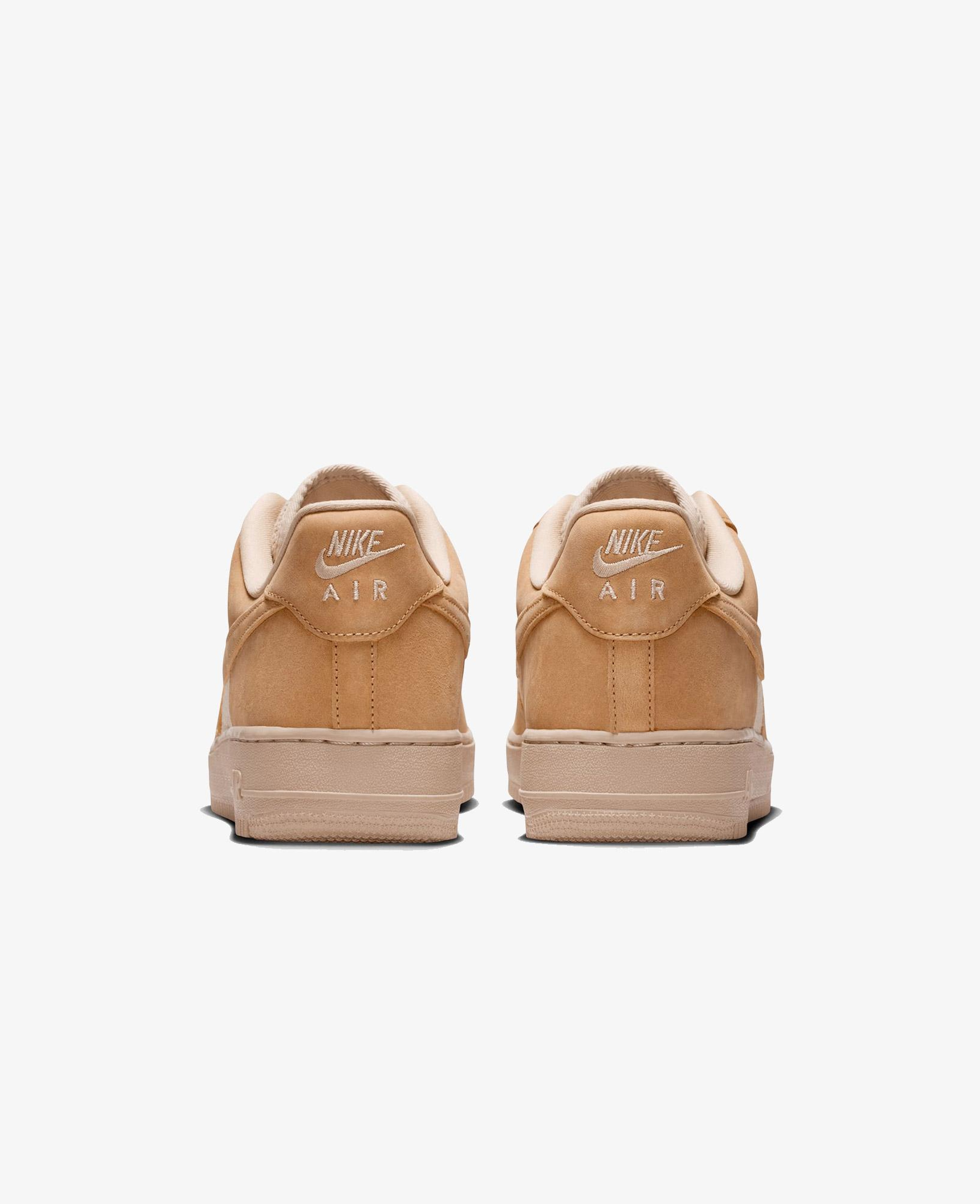 Nike Air Force 1 '07 LV8 Erkek Turuncu Spor Ayakkabı
