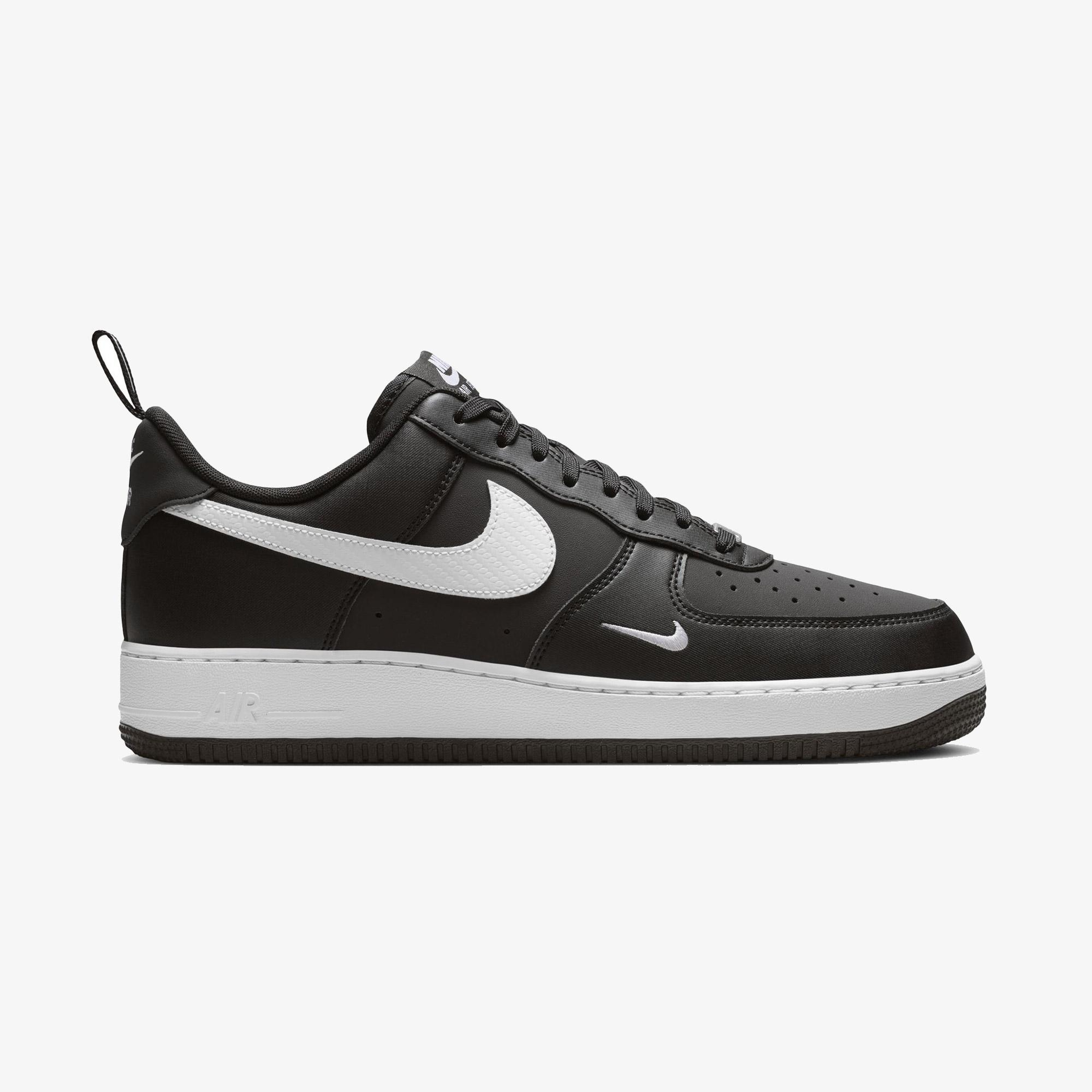 Nike Air Force 1 '07 Tech Essentials Erkek Siyah Spor Ayakkabı