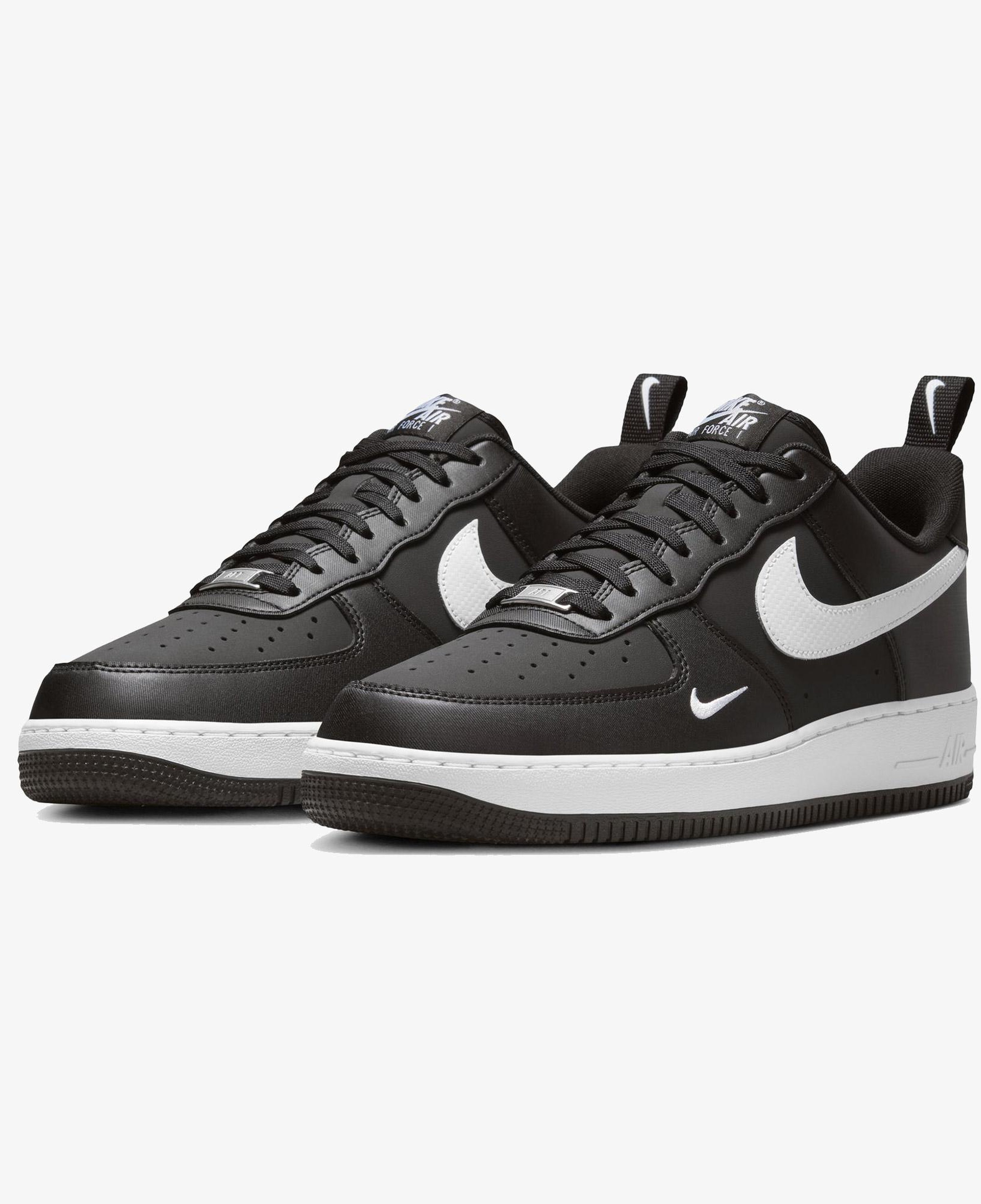 Nike Air Force 1 '07 Tech Essentials Erkek Siyah Spor Ayakkabı