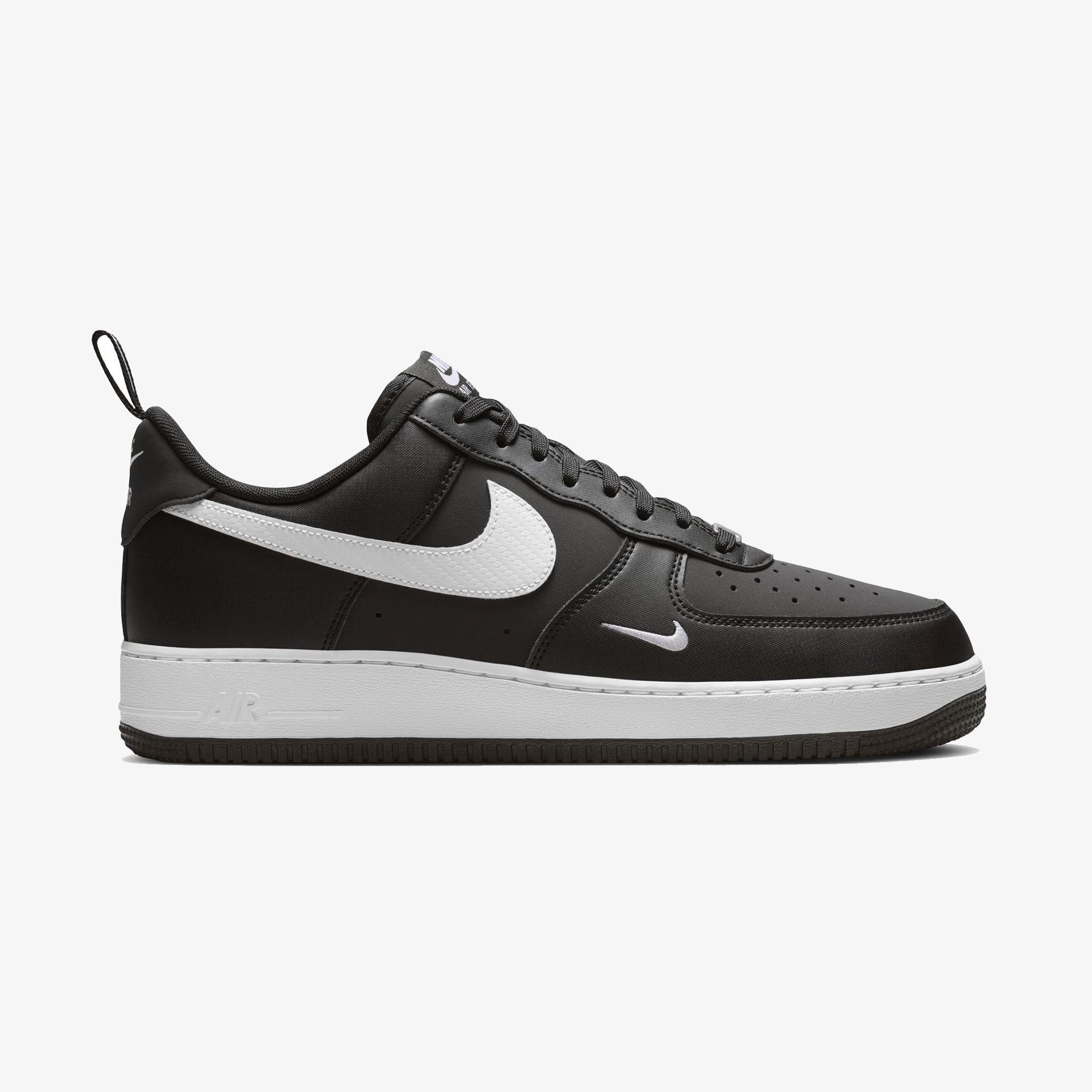 Nike Air Force 1 '07 Tech Essentials Erkek Siyah Spor Ayakkabı