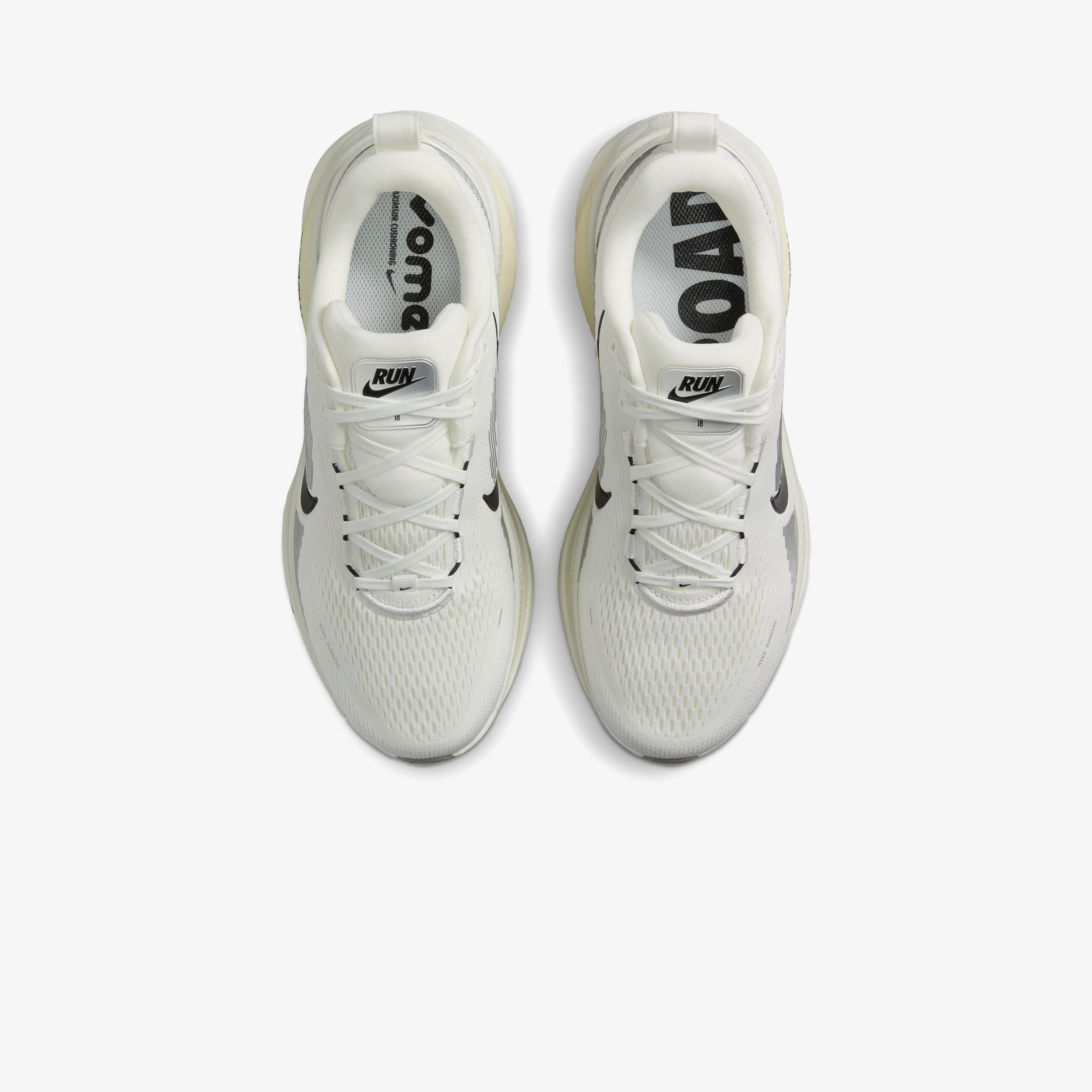 Nike Vomero 18 Kadın Gri Koşu Ayakkabısı