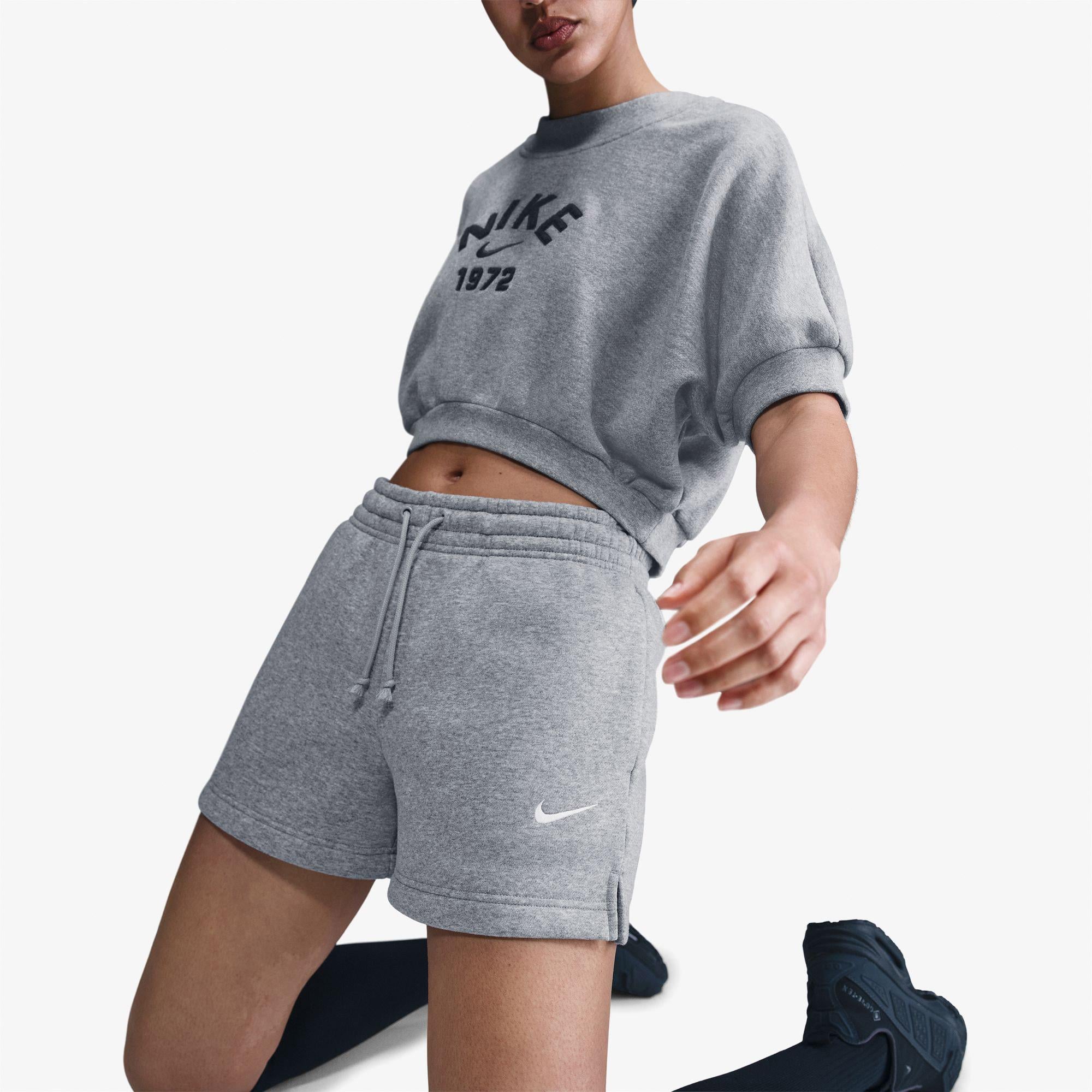 Nike Sportswear Phoenix Fleece 10 cm Kadın Gri Şort