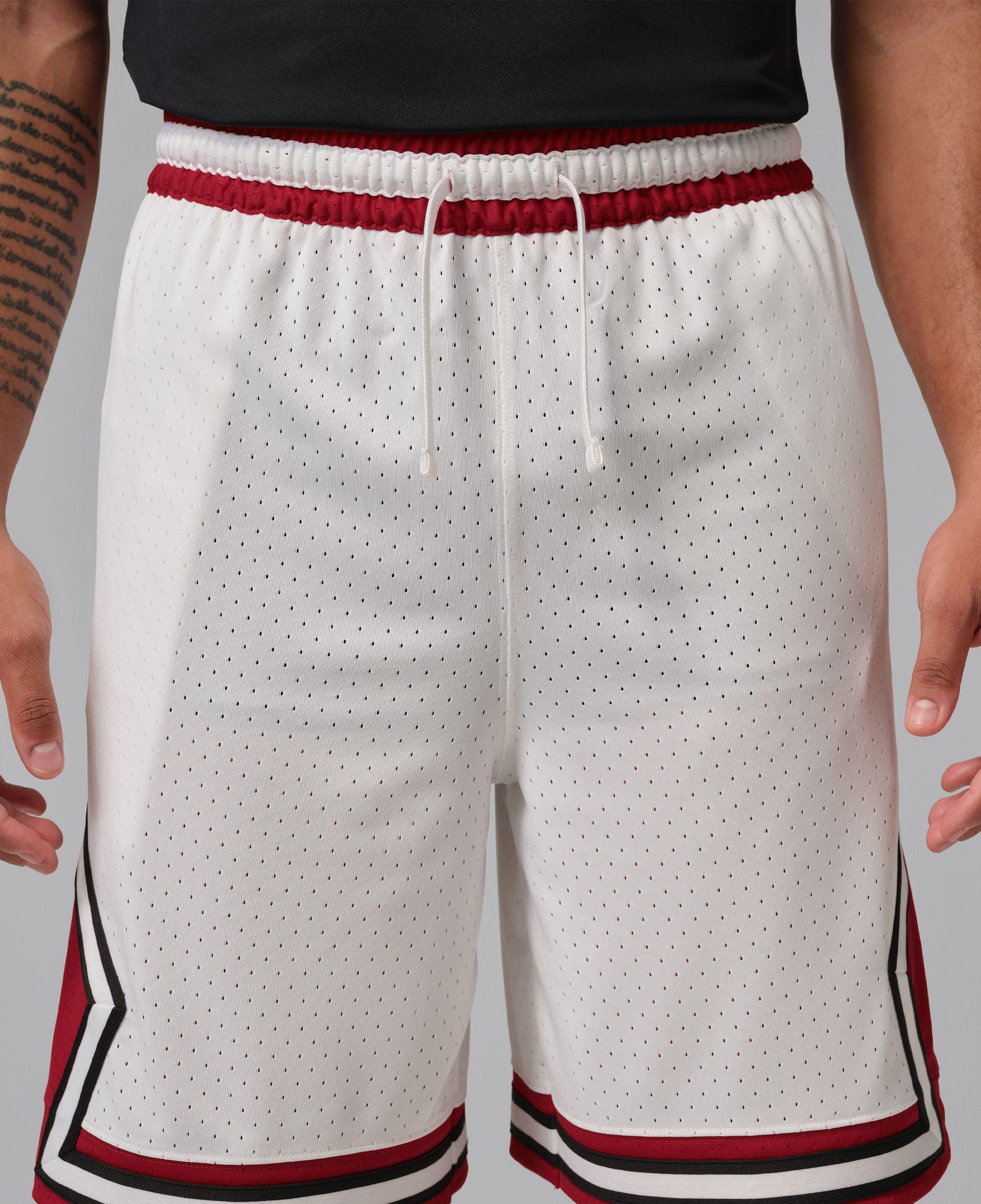 Jordan Dri-Fit Sport 23 cm Diamond Erkek Beyaz Şort