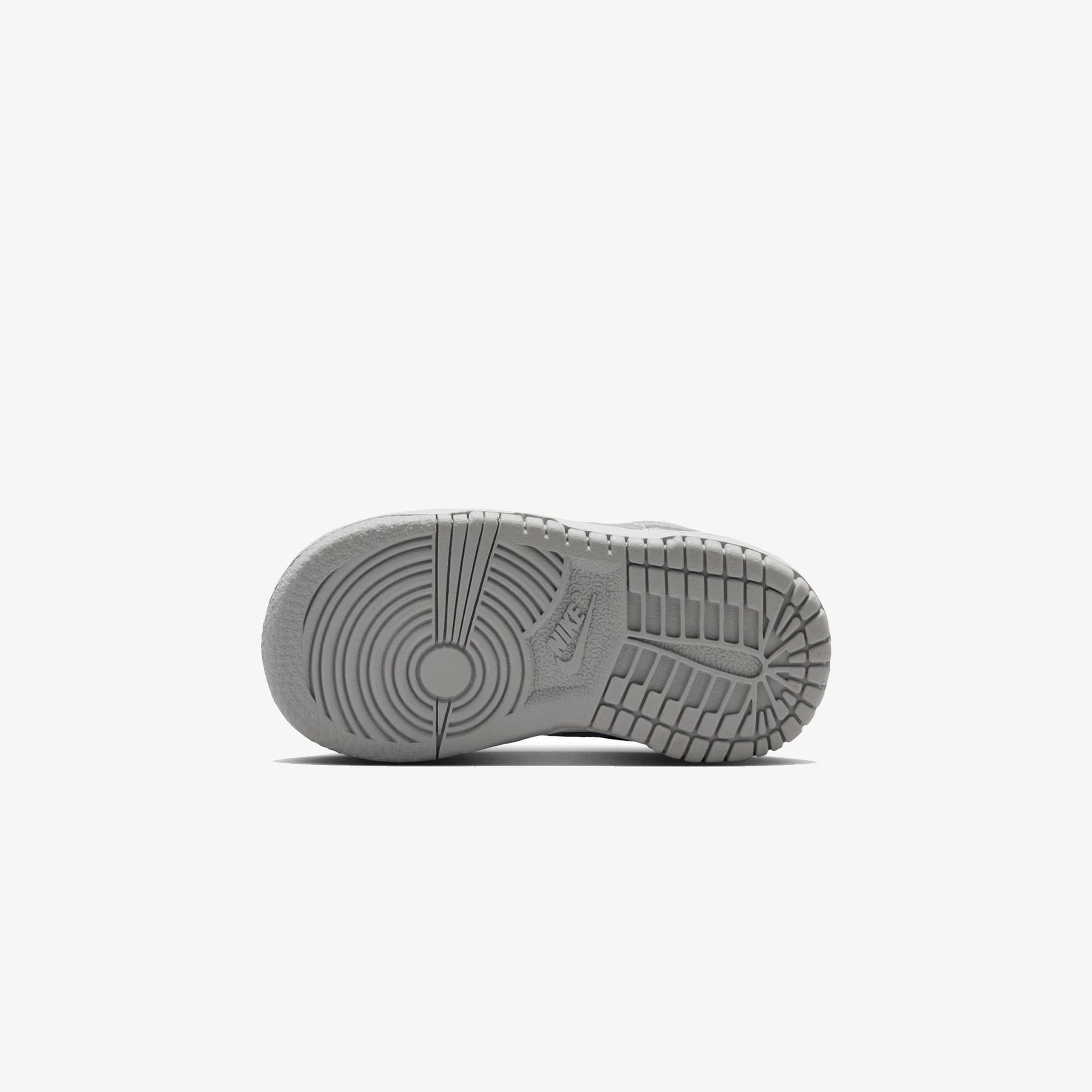 Nike Dunk Low Çocuk Gri Spor Ayakkabı