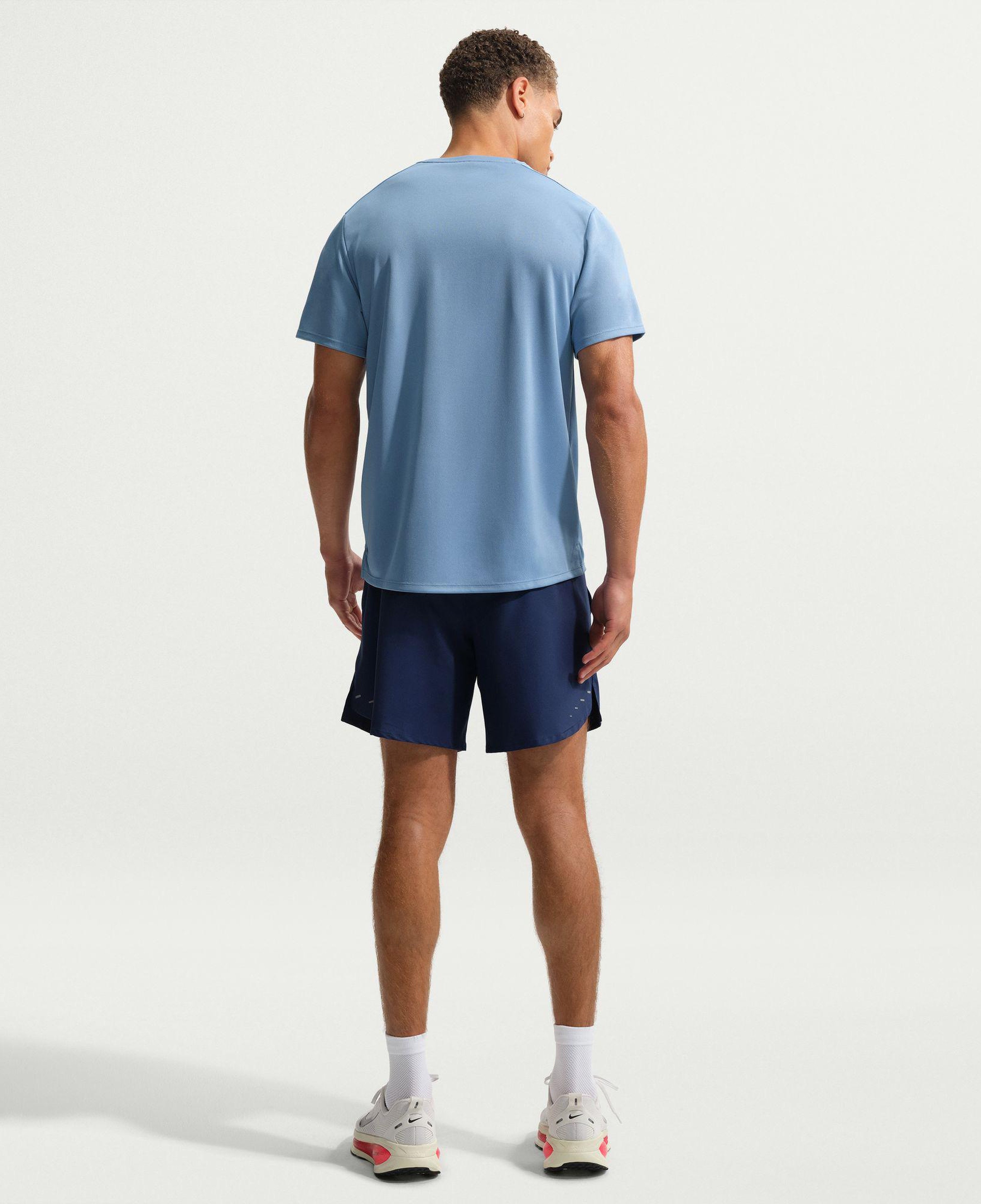 Nike Dri-Fit Stride 18 cm Erkek Lacivert Şort