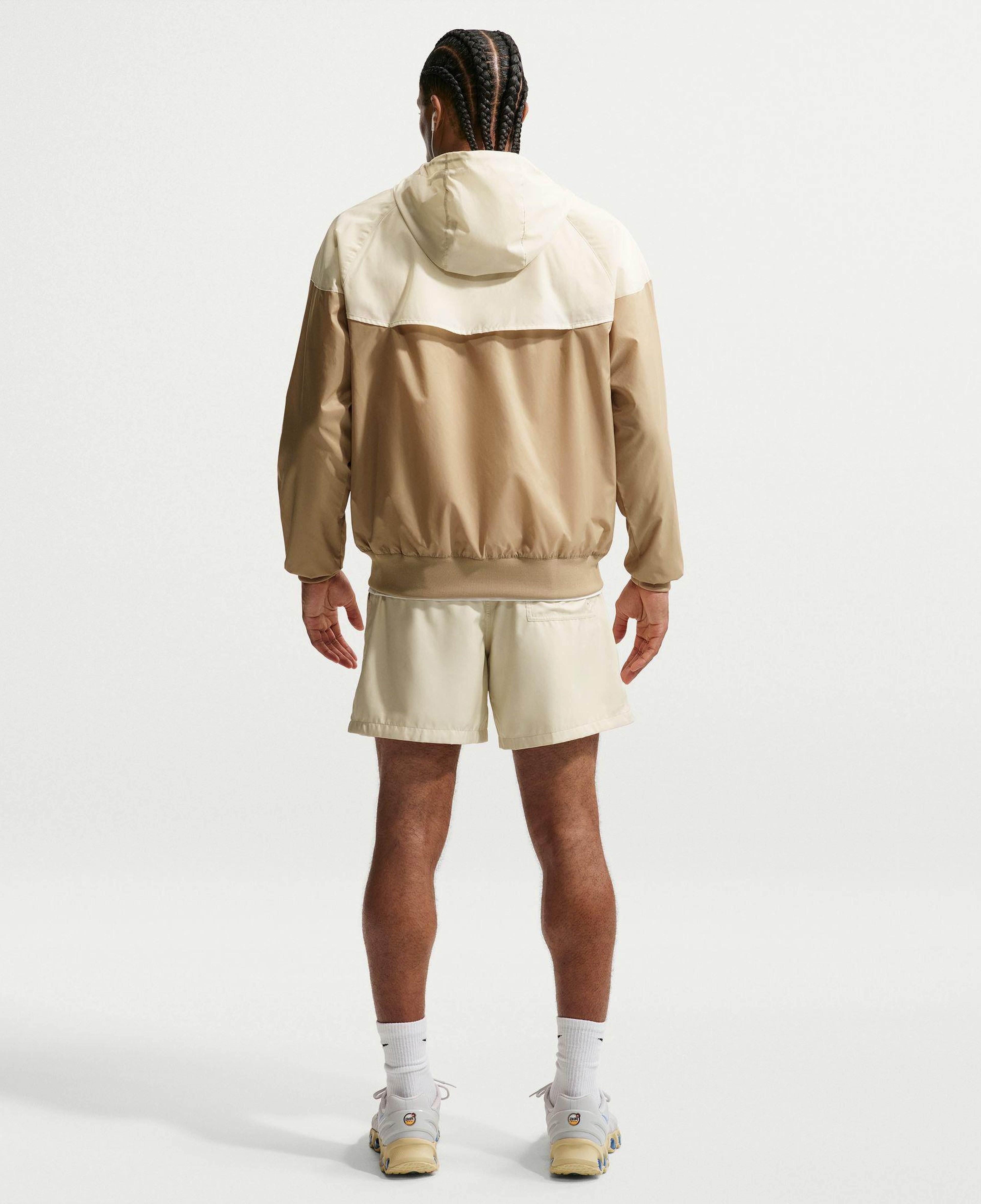 Nike Club Flow Erkek Bej Şort