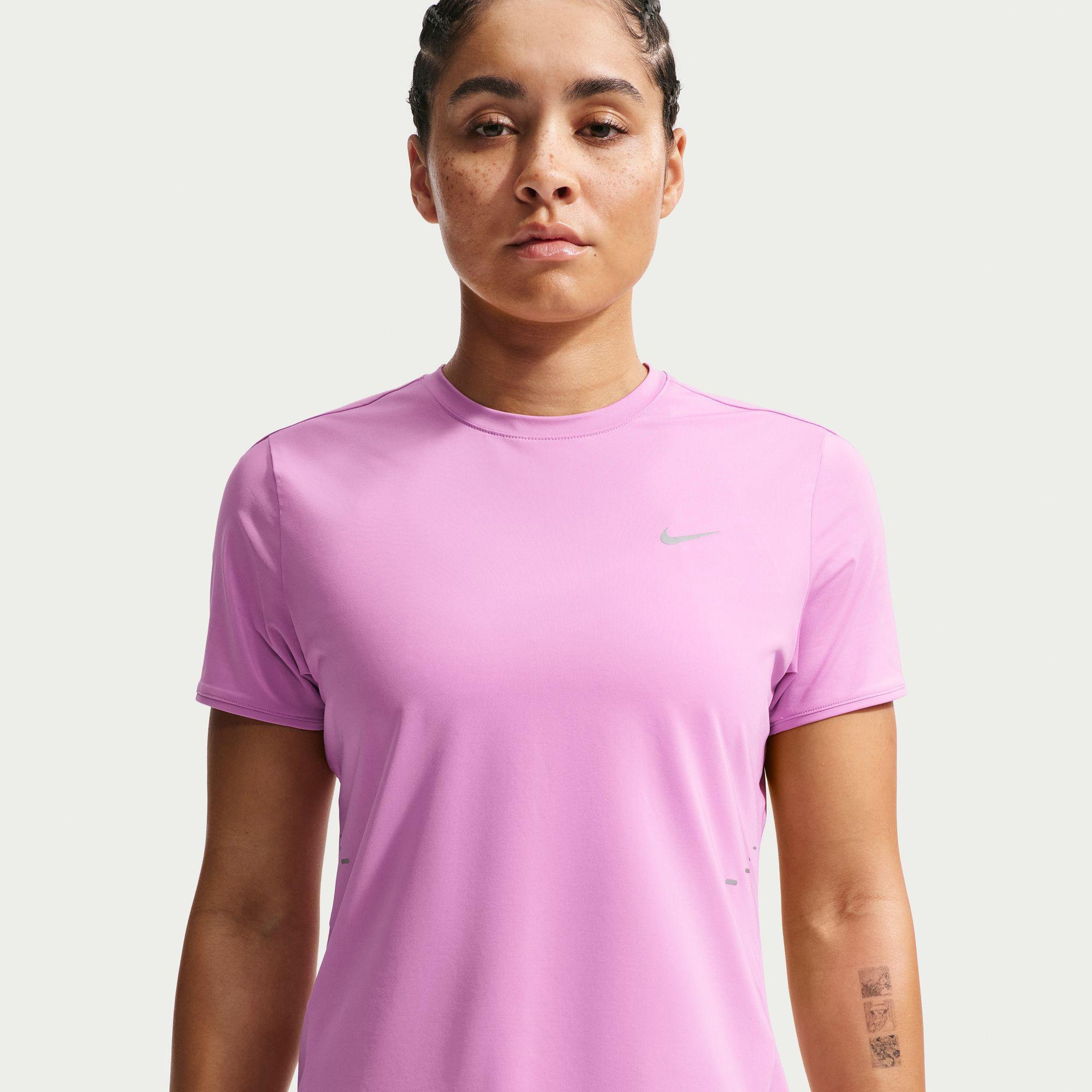 Nike Swift Dri-Fit Kadın Pembe T-Shirt