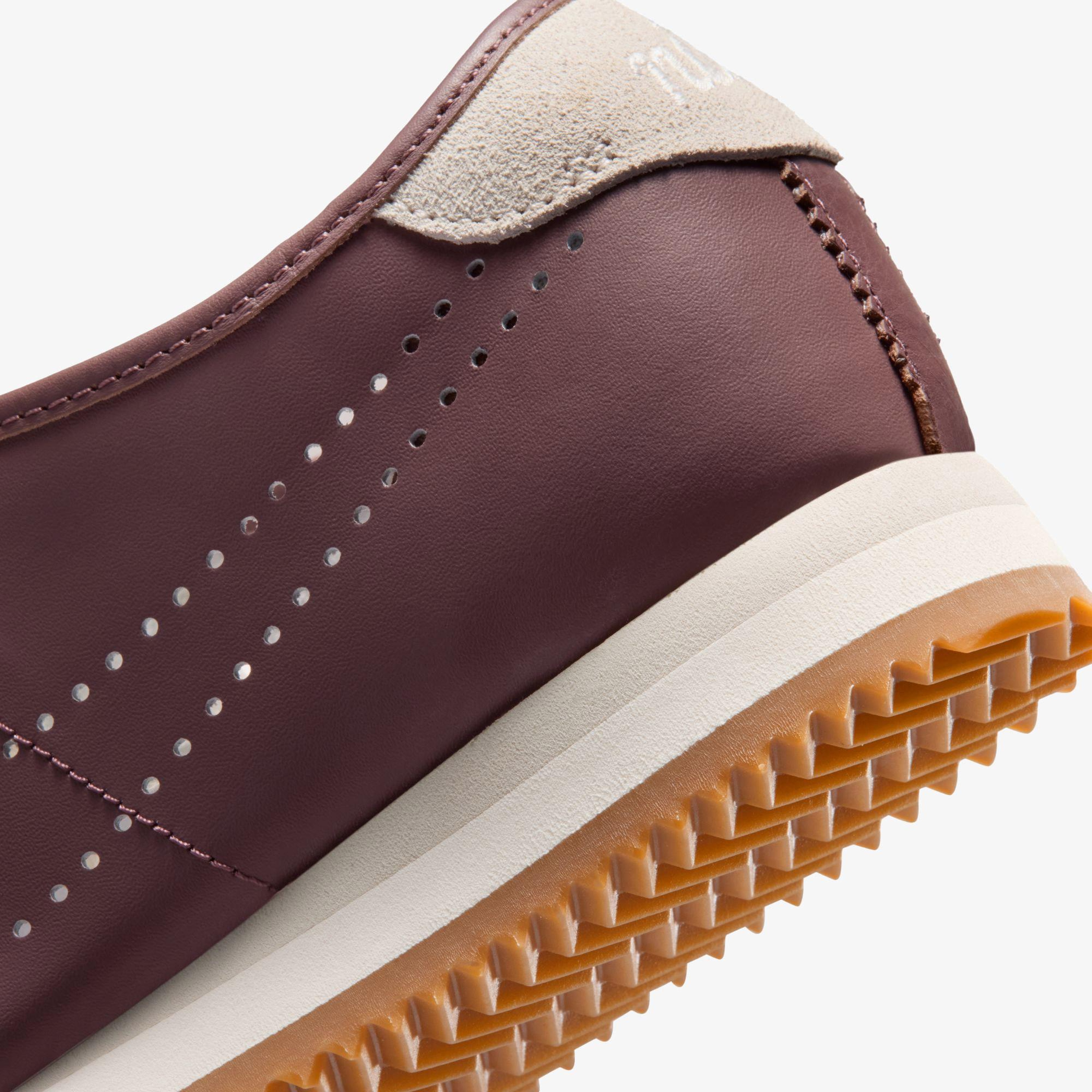 Nike Cortez Leather Kadın Bordo Spor Ayakkabı