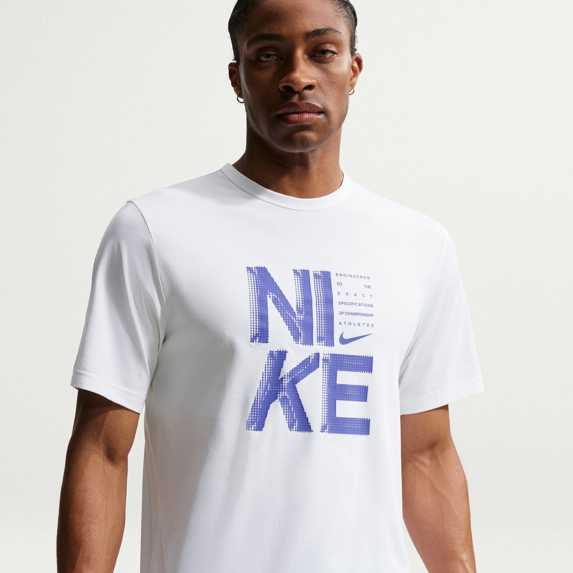 Nike Dri-Fit Hyverse GFX Erkek Beyaz T-Shirt