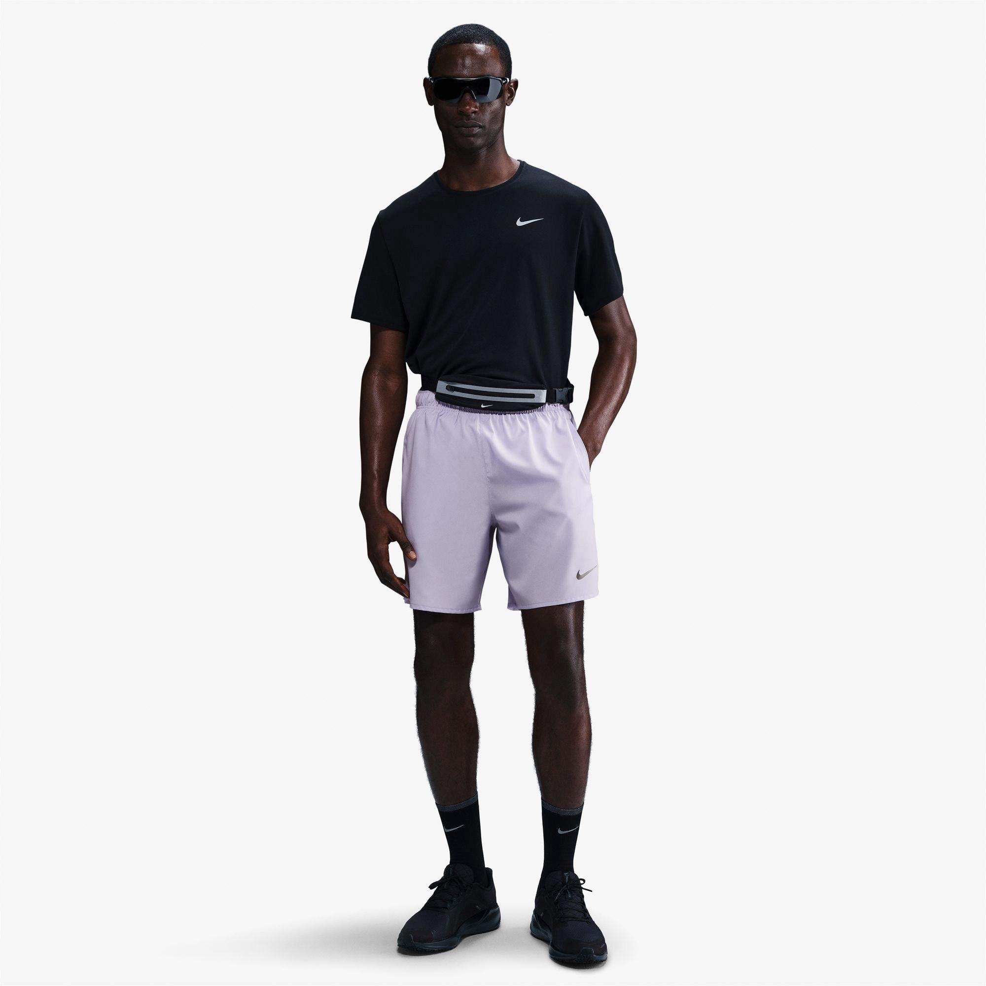 Nike Dri-Fit Challenger 18 cm Erkek Lila Şort