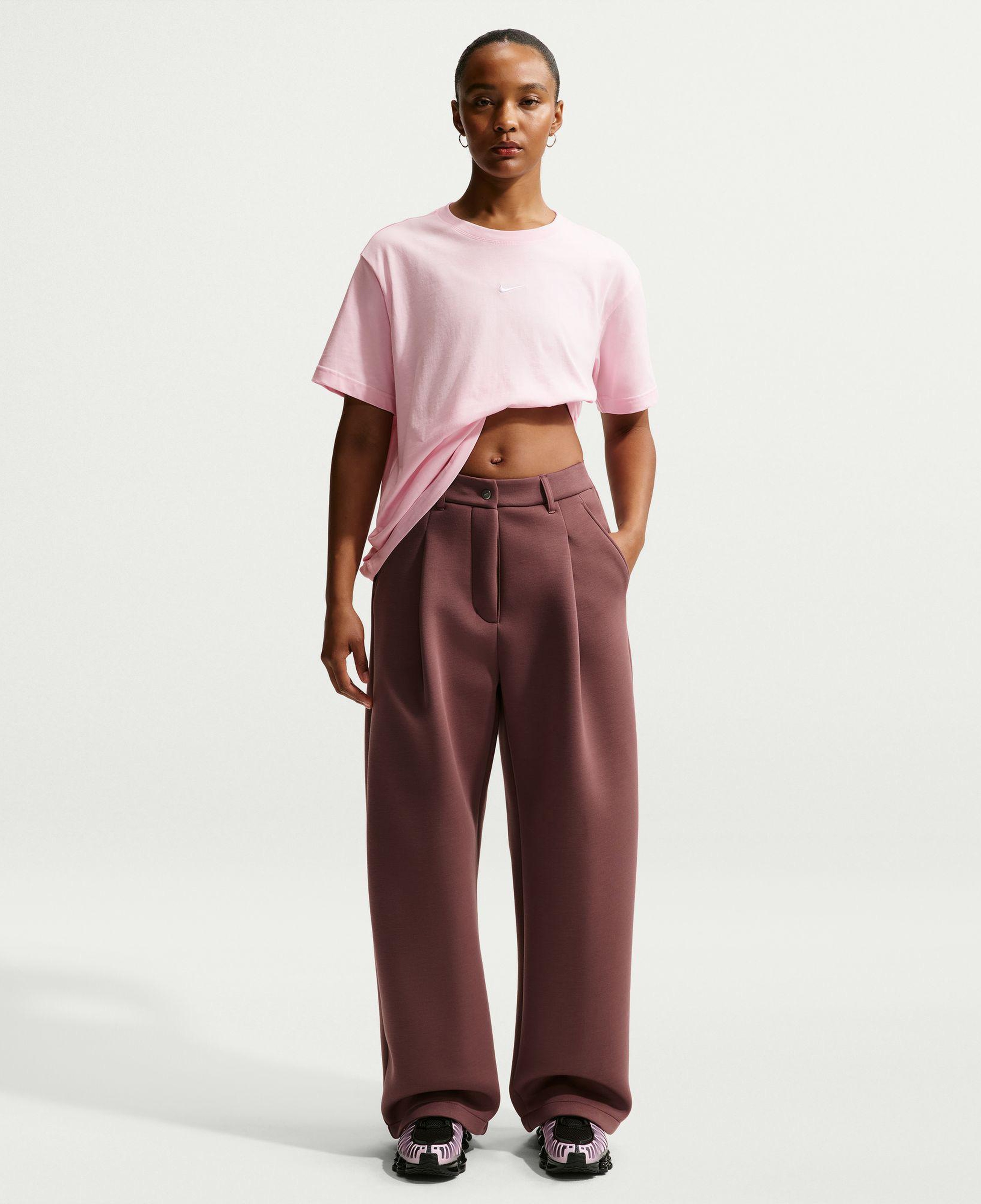 Nike Sportswear Classic Kadın Pembe T-Shirt
