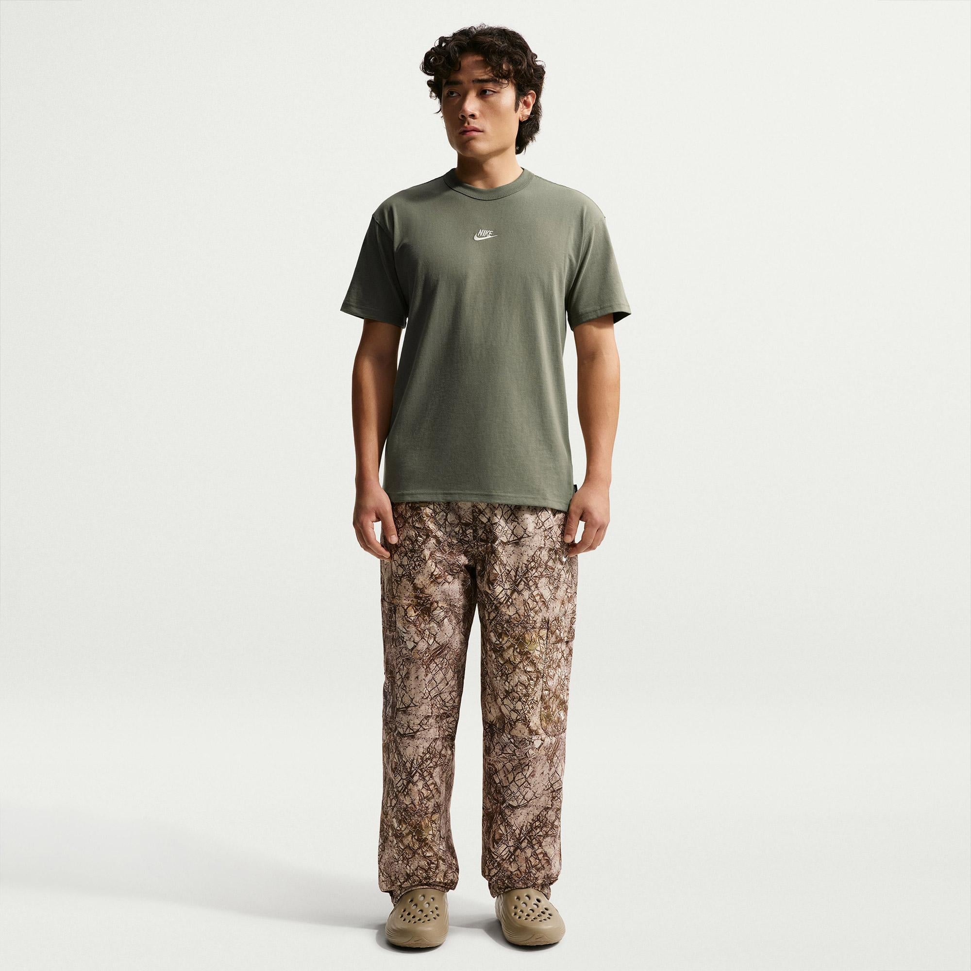 Nike Premium Essantial Erkek Yeşil T-Shirt