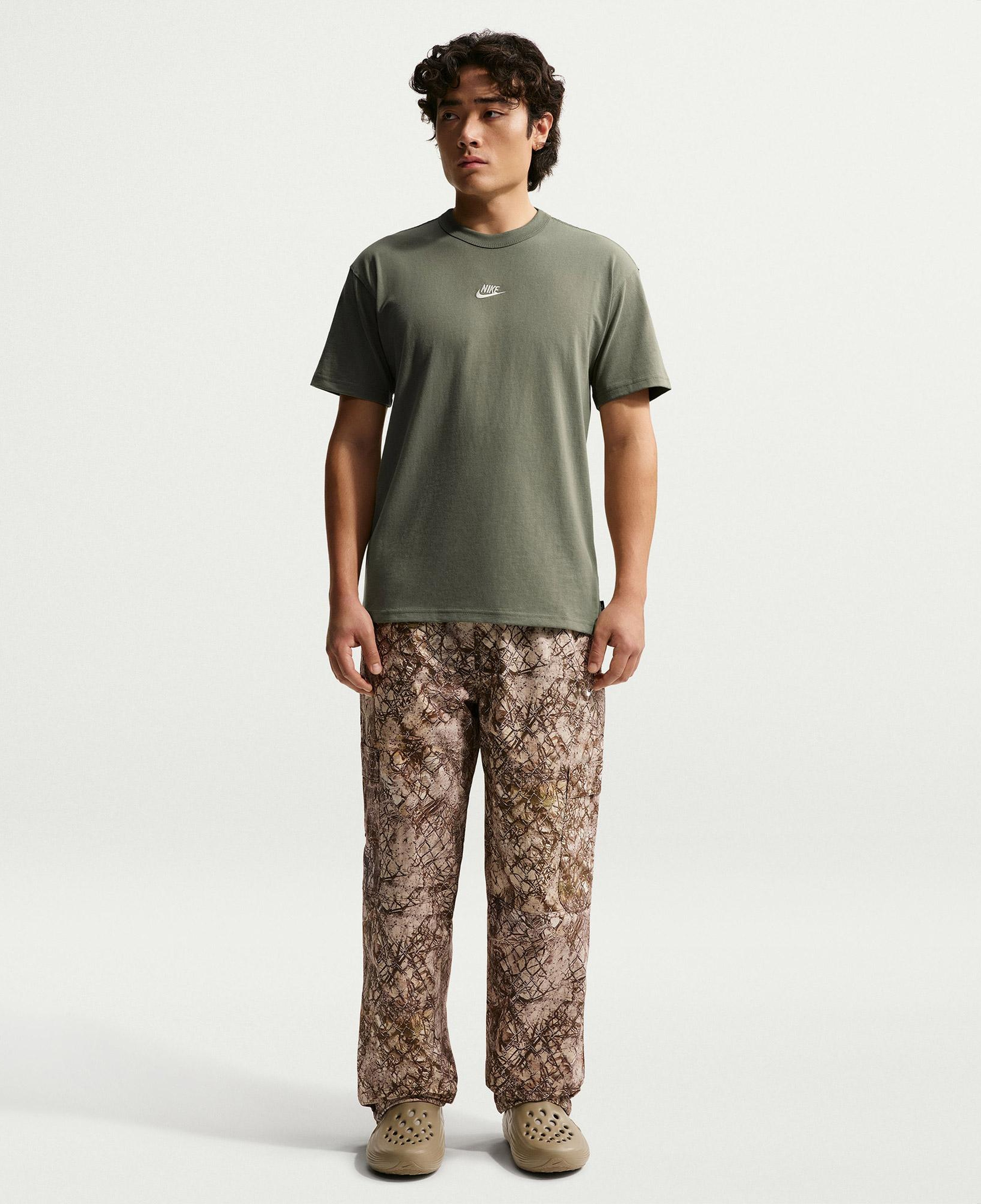Nike Premium Essantial Erkek Yeşil T-Shirt