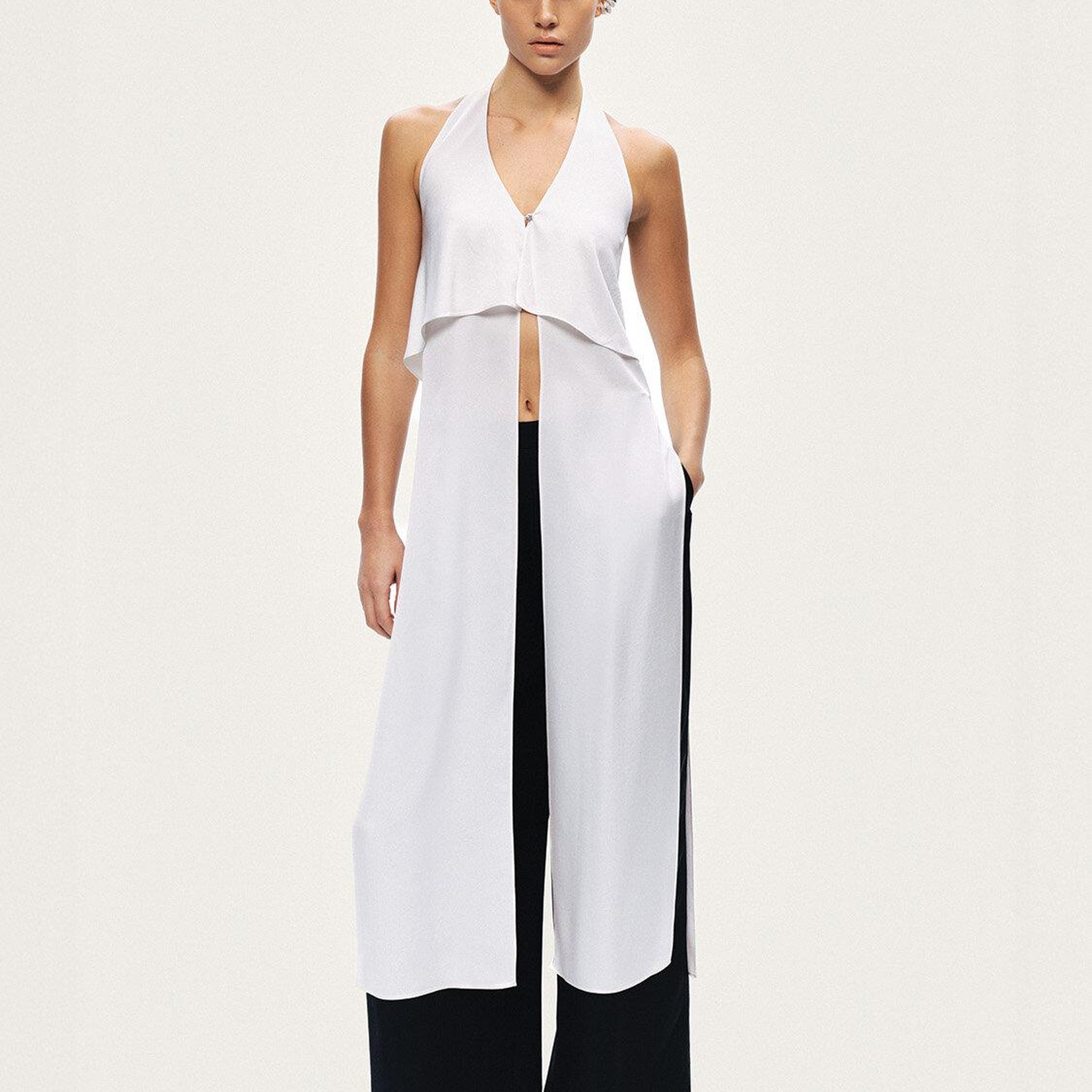 Halter Yaka Yırtmaçlı Bluz
