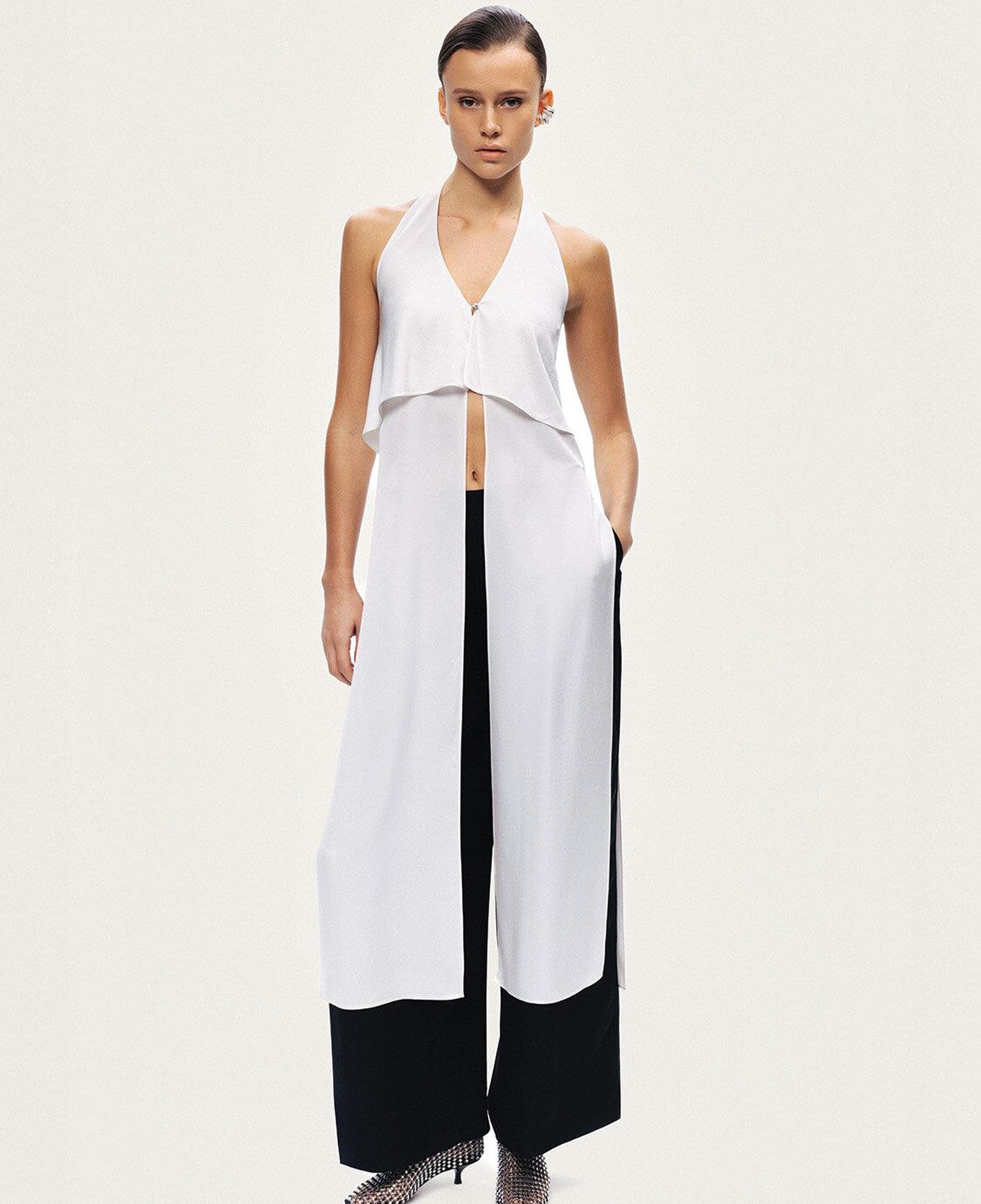Halter Yaka Yırtmaçlı Bluz